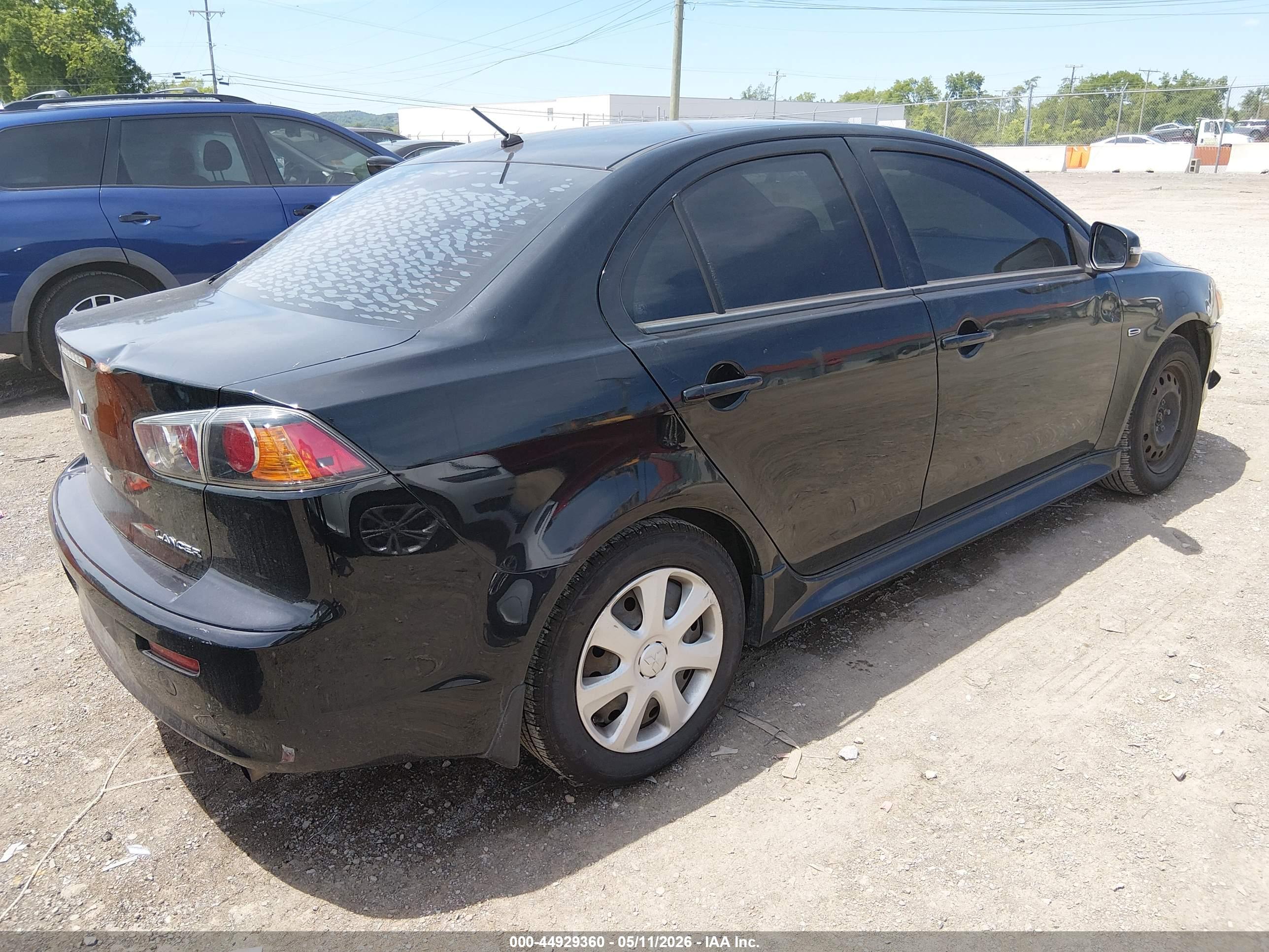 MITSUBISHI LANCER image 4