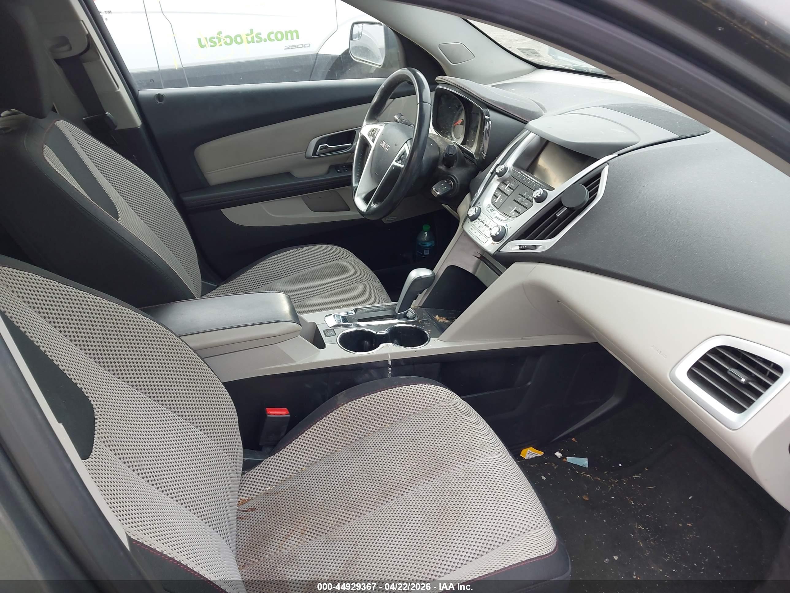 GMC TERRAIN image 5