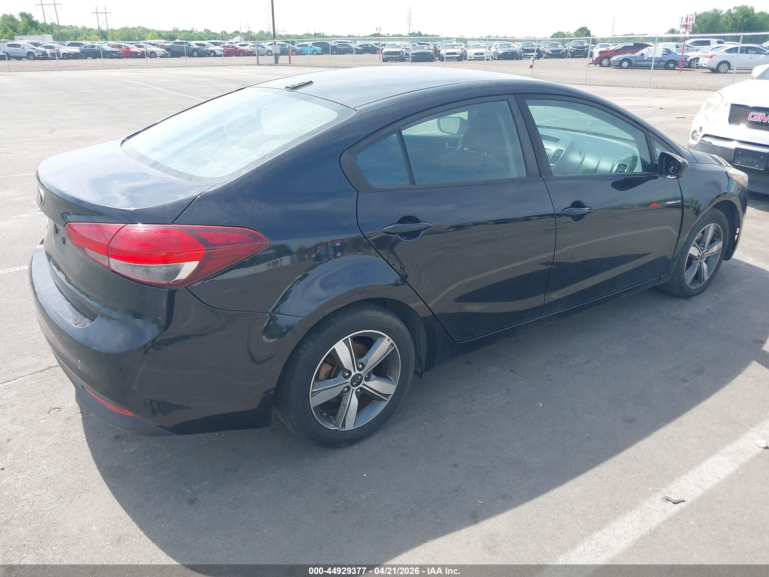 KIA FORTE image 4