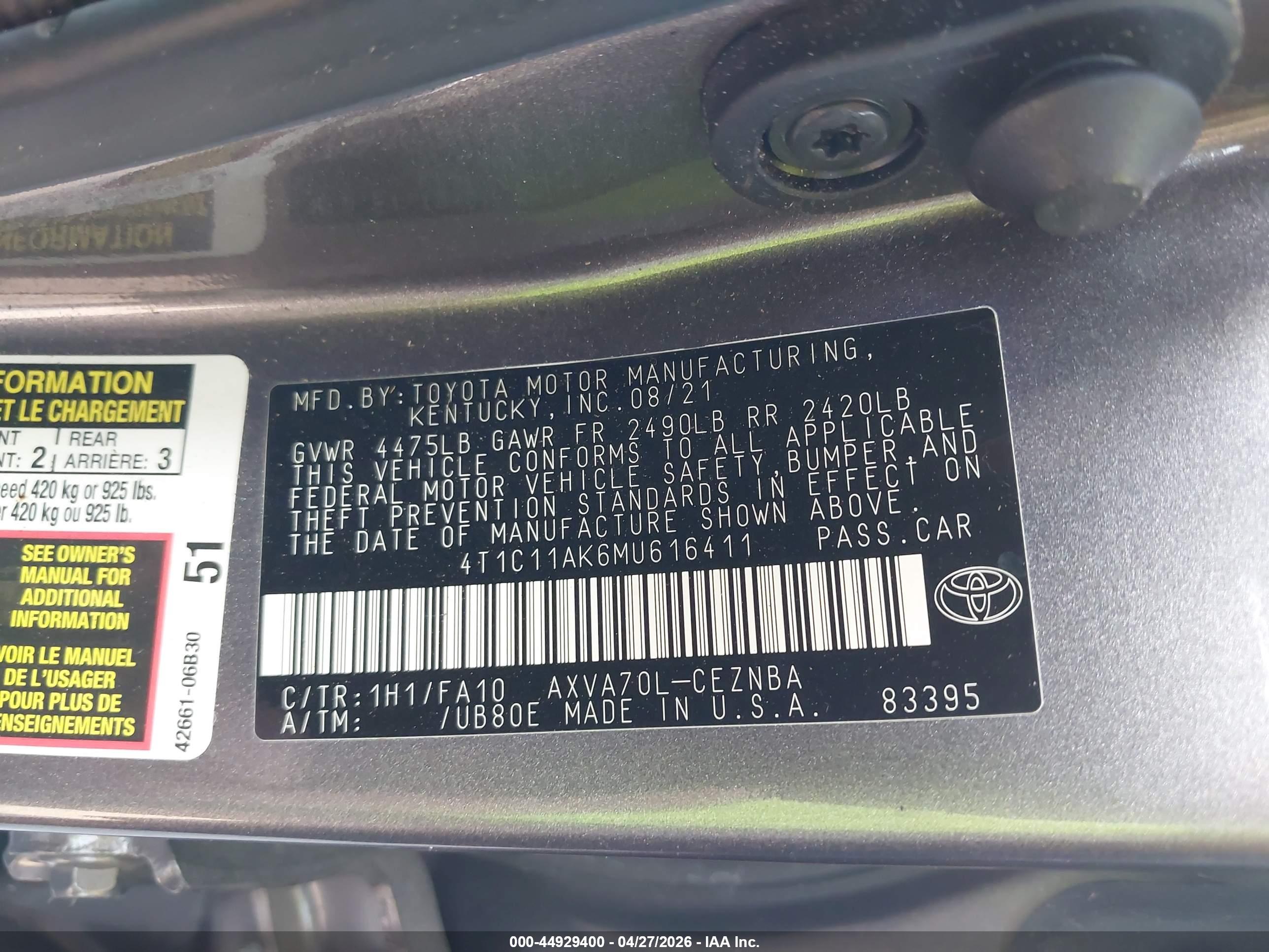 TOYOTA CAMRY image 9