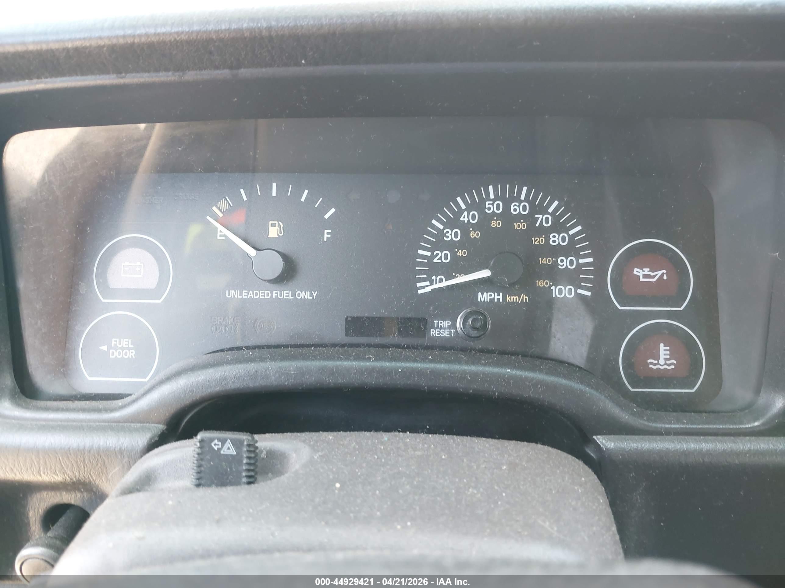 JEEP CHEROKEE image 7
