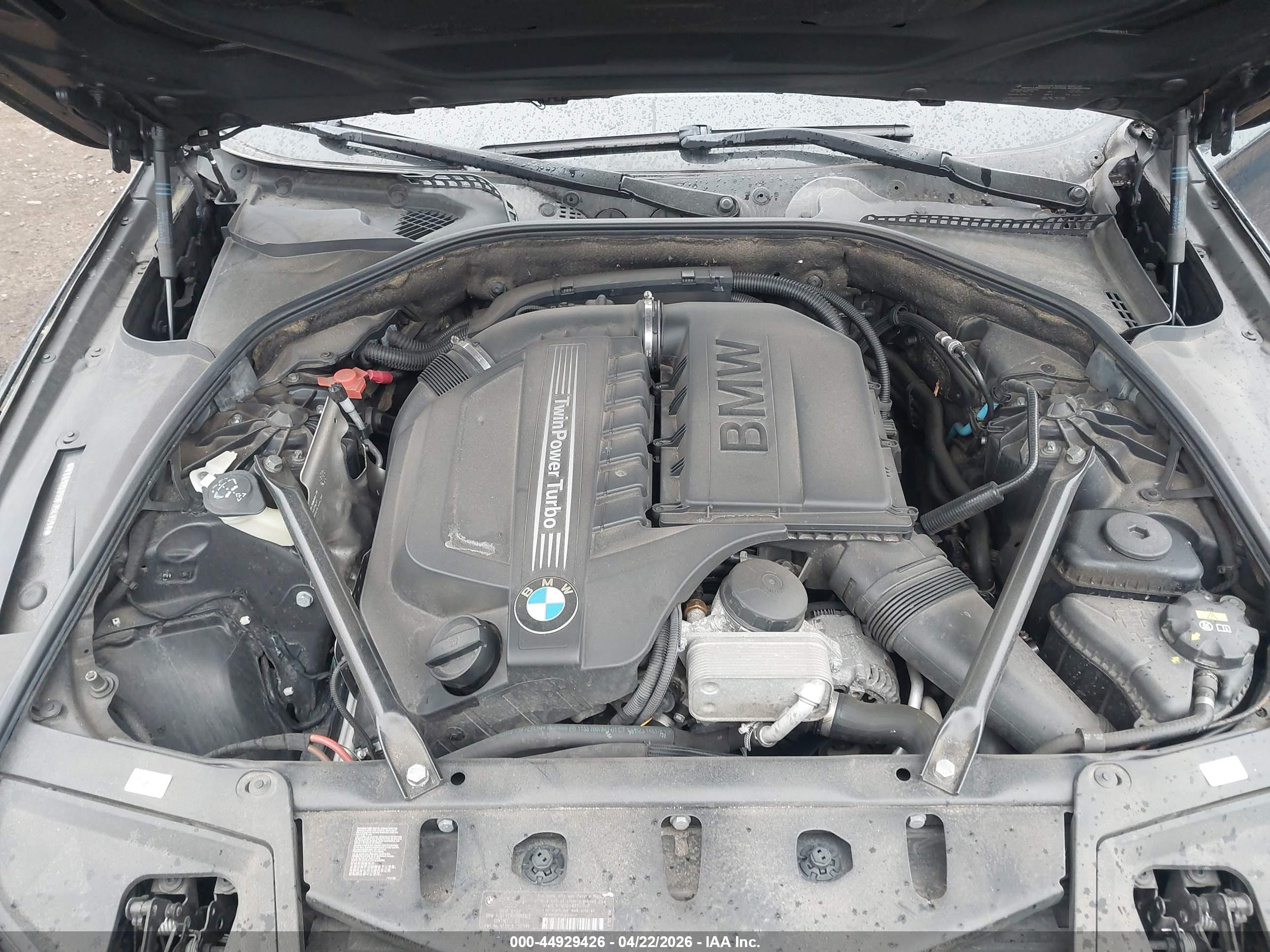 BMW 535I image 10