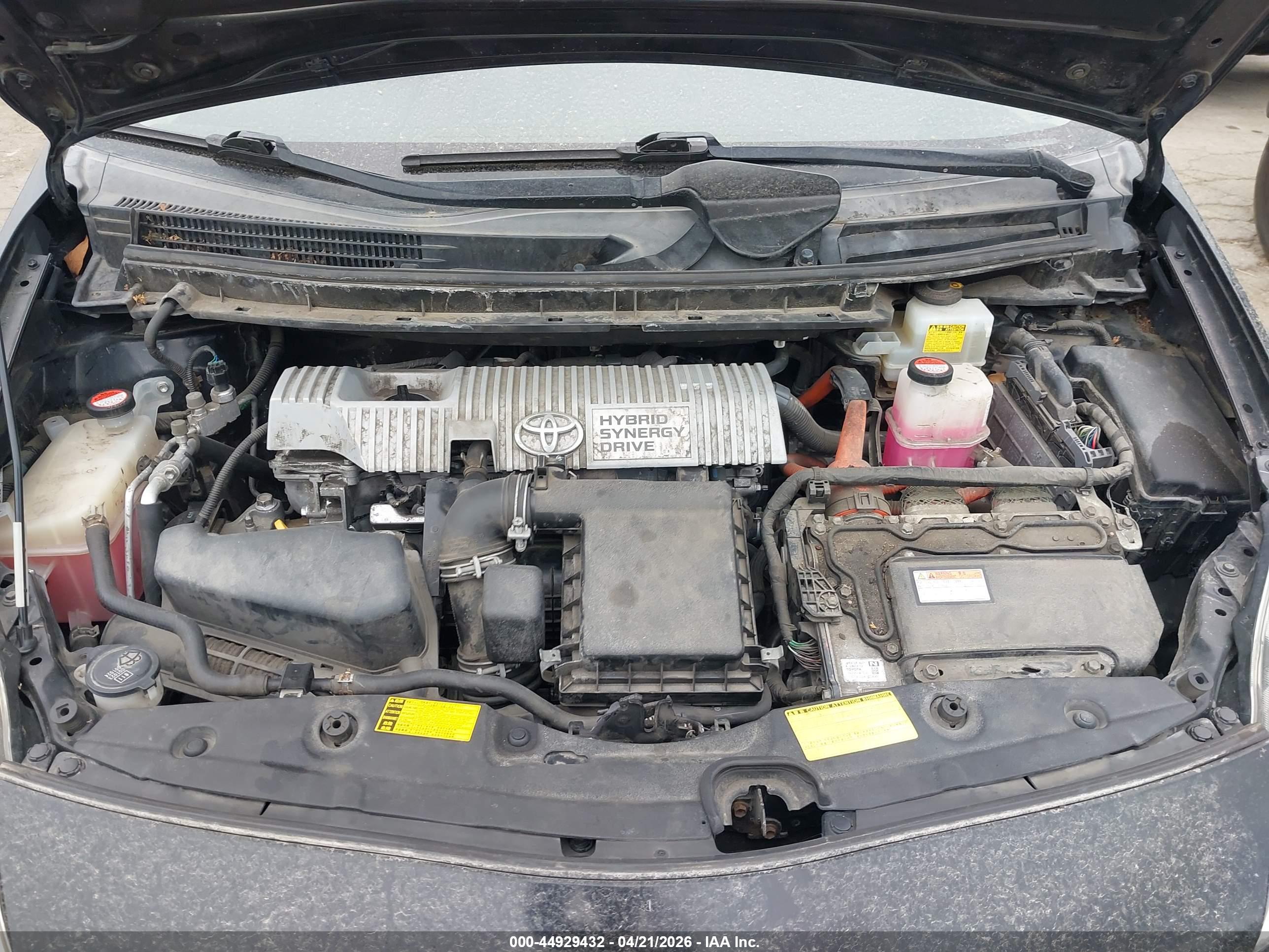 TOYOTA PRIUS image 10