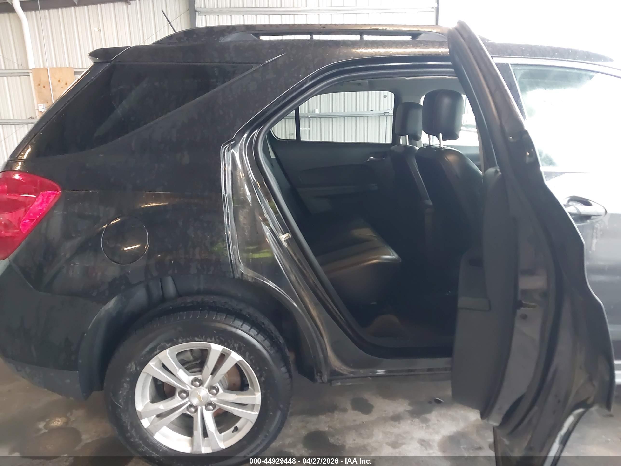 CHEVROLET EQUINOX image 8