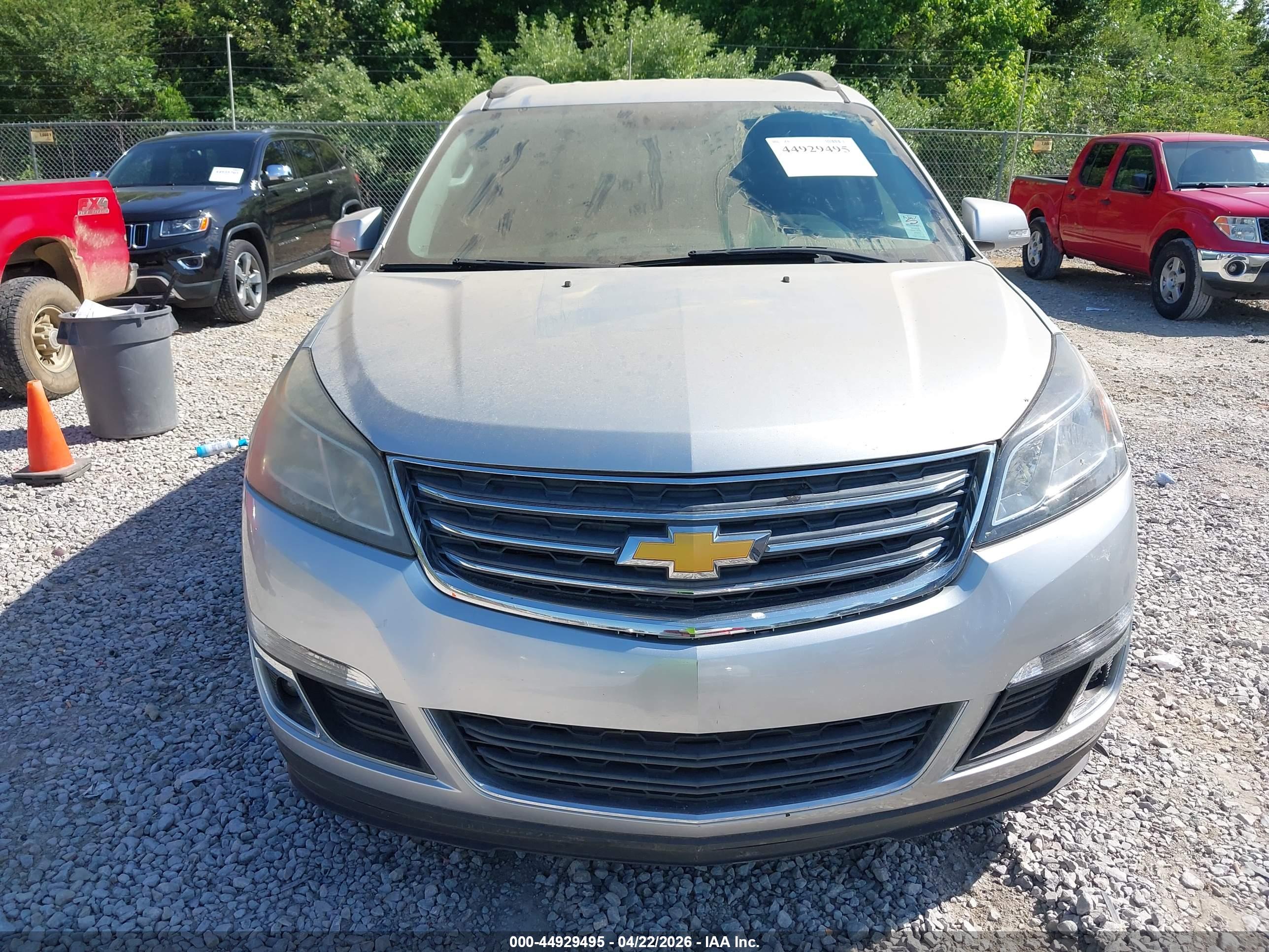 CHEVROLET TRAVERSE image 6