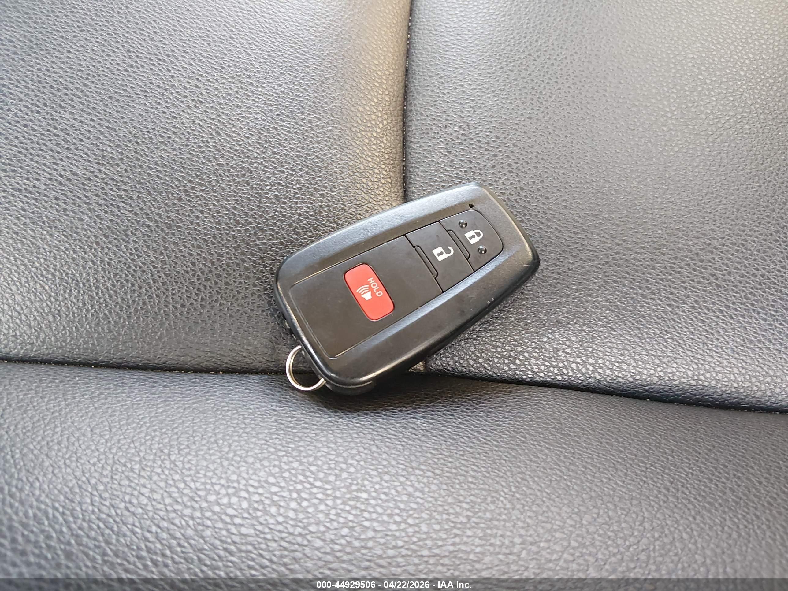 TOYOTA 4RUNNER image 11