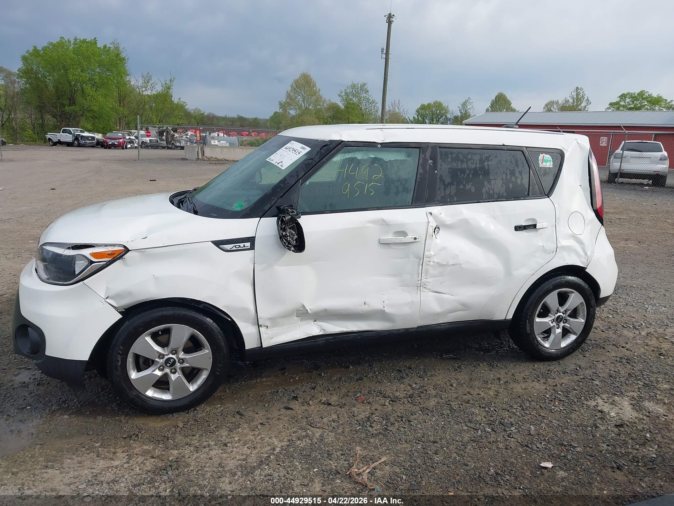 KIA SOUL image 6