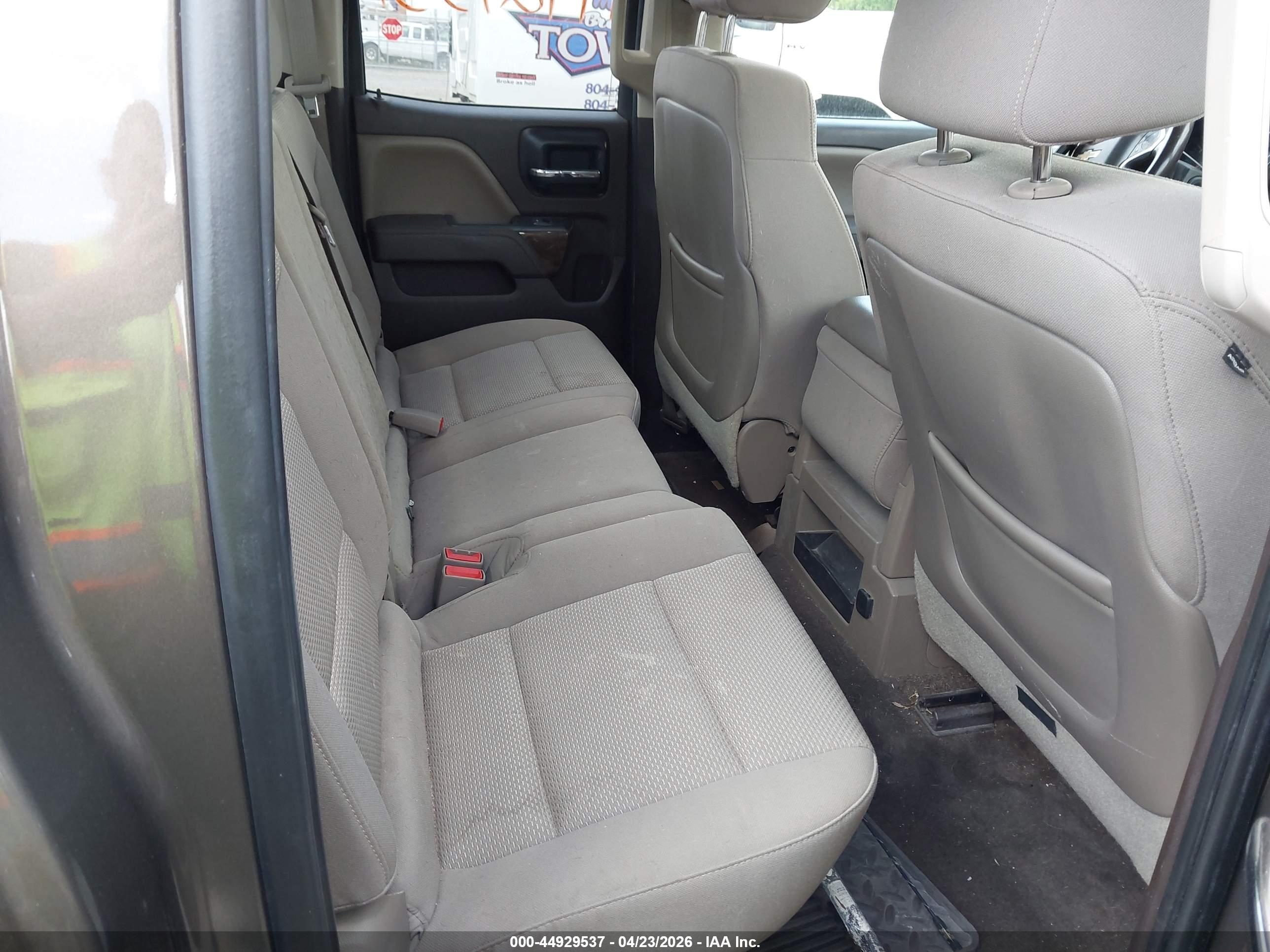 CHEVROLET SILVERADO image 8