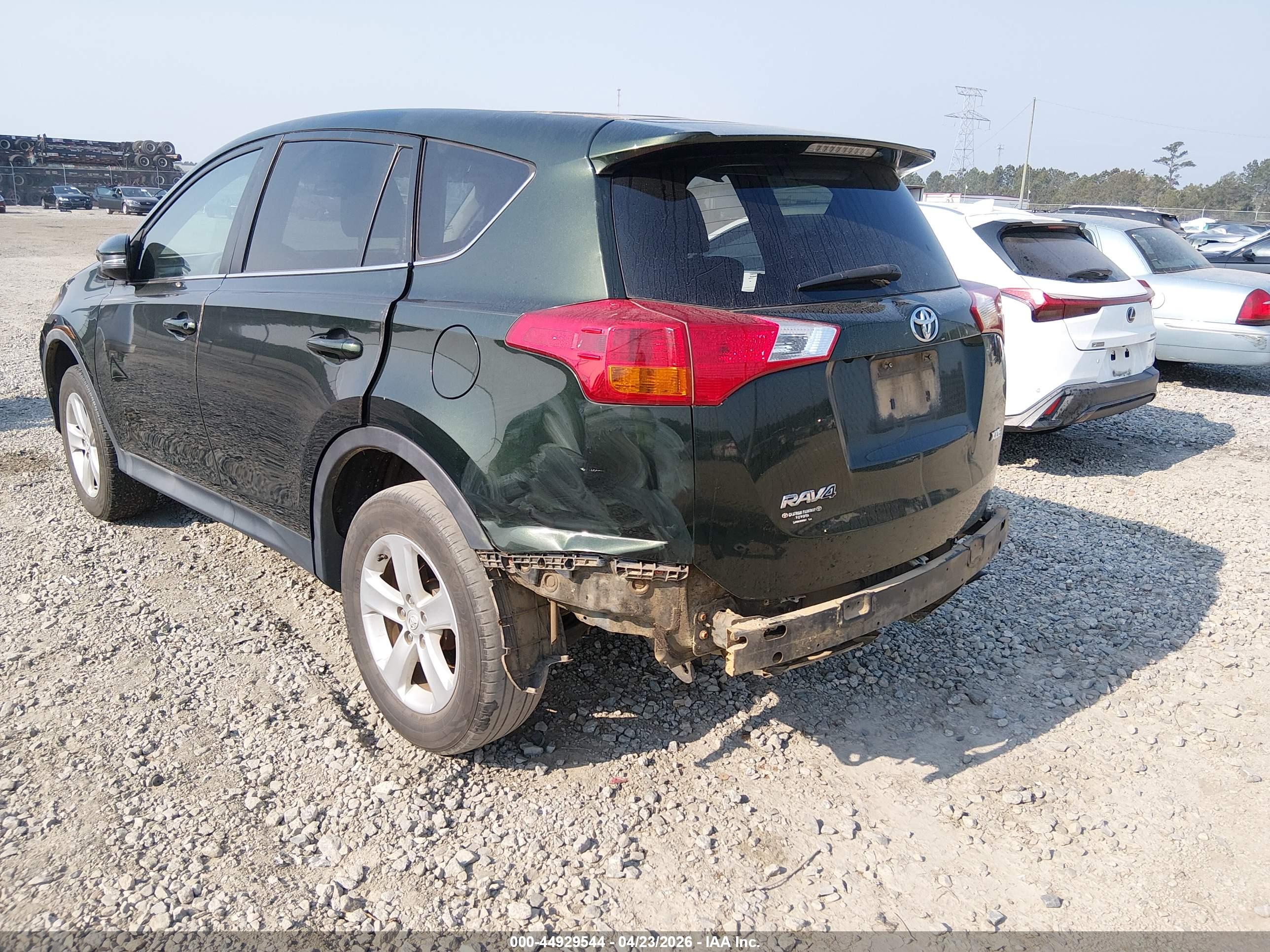 TOYOTA RAV4 image 3