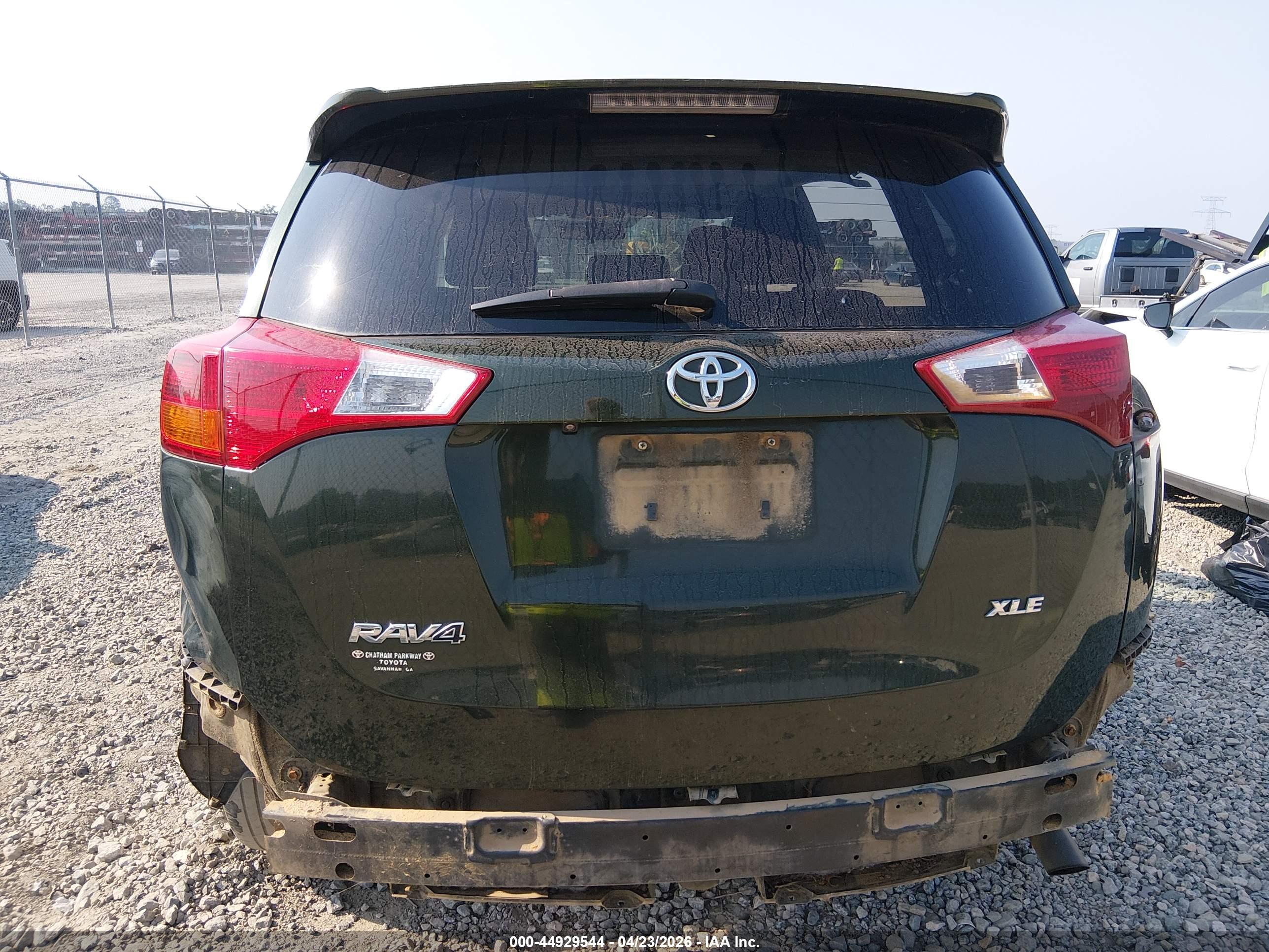 TOYOTA RAV4 image 6