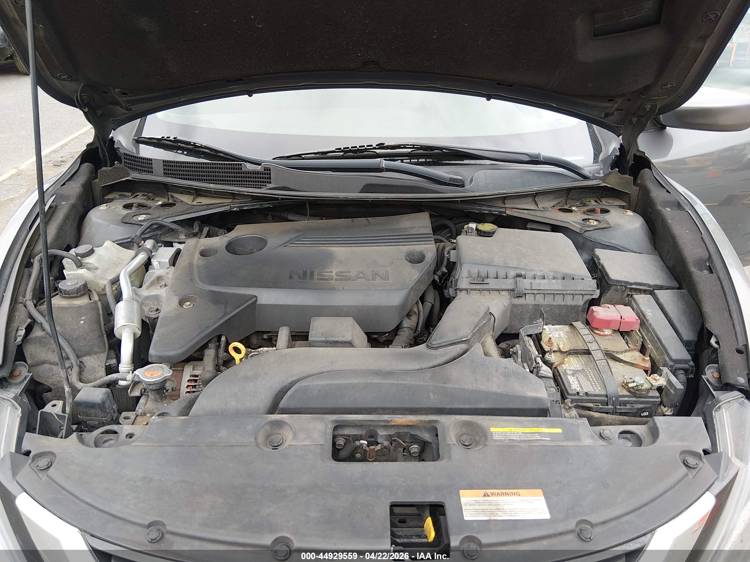 NISSAN ALTIMA image 10
