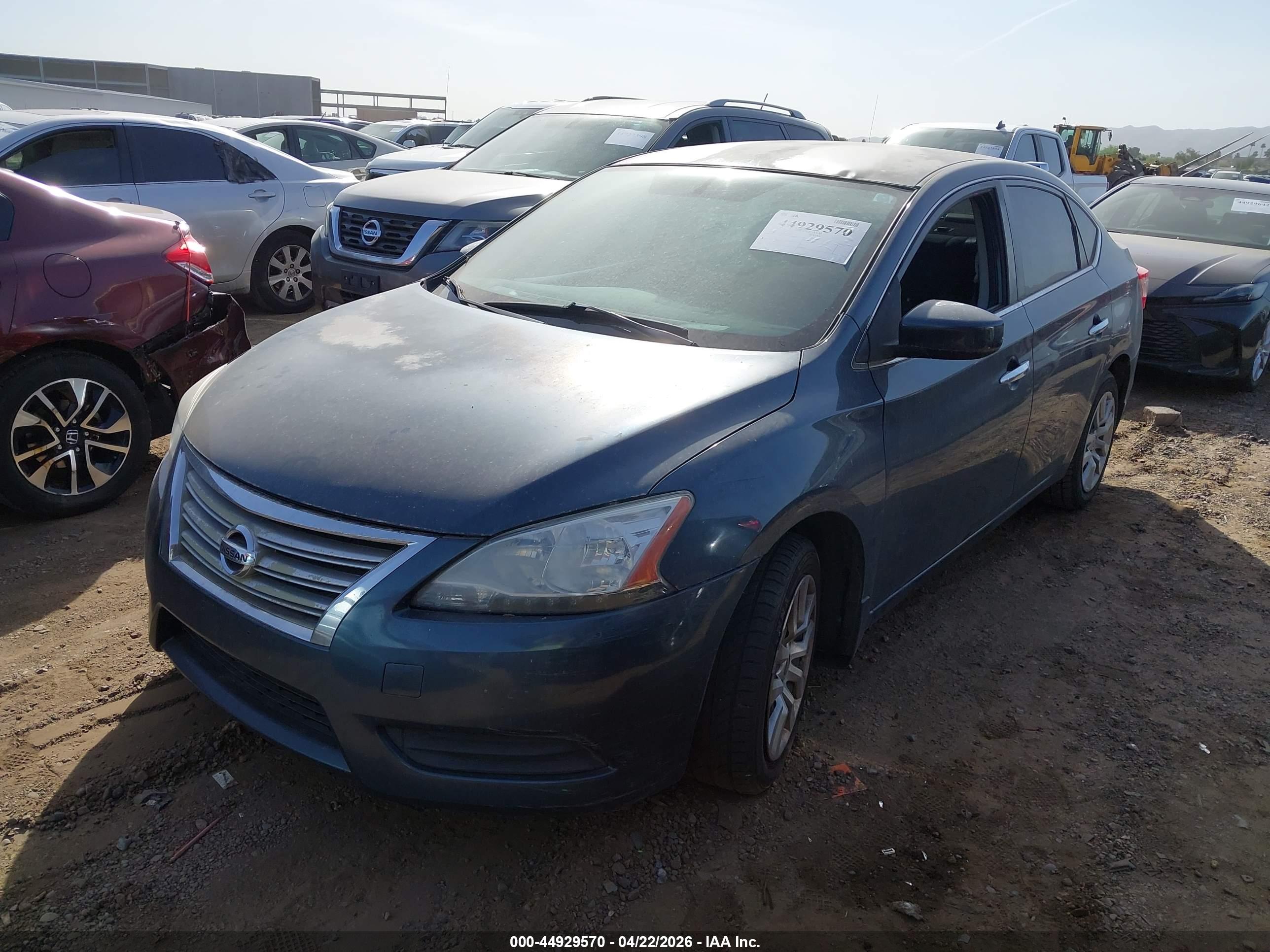 NISSAN SENTRA image 2