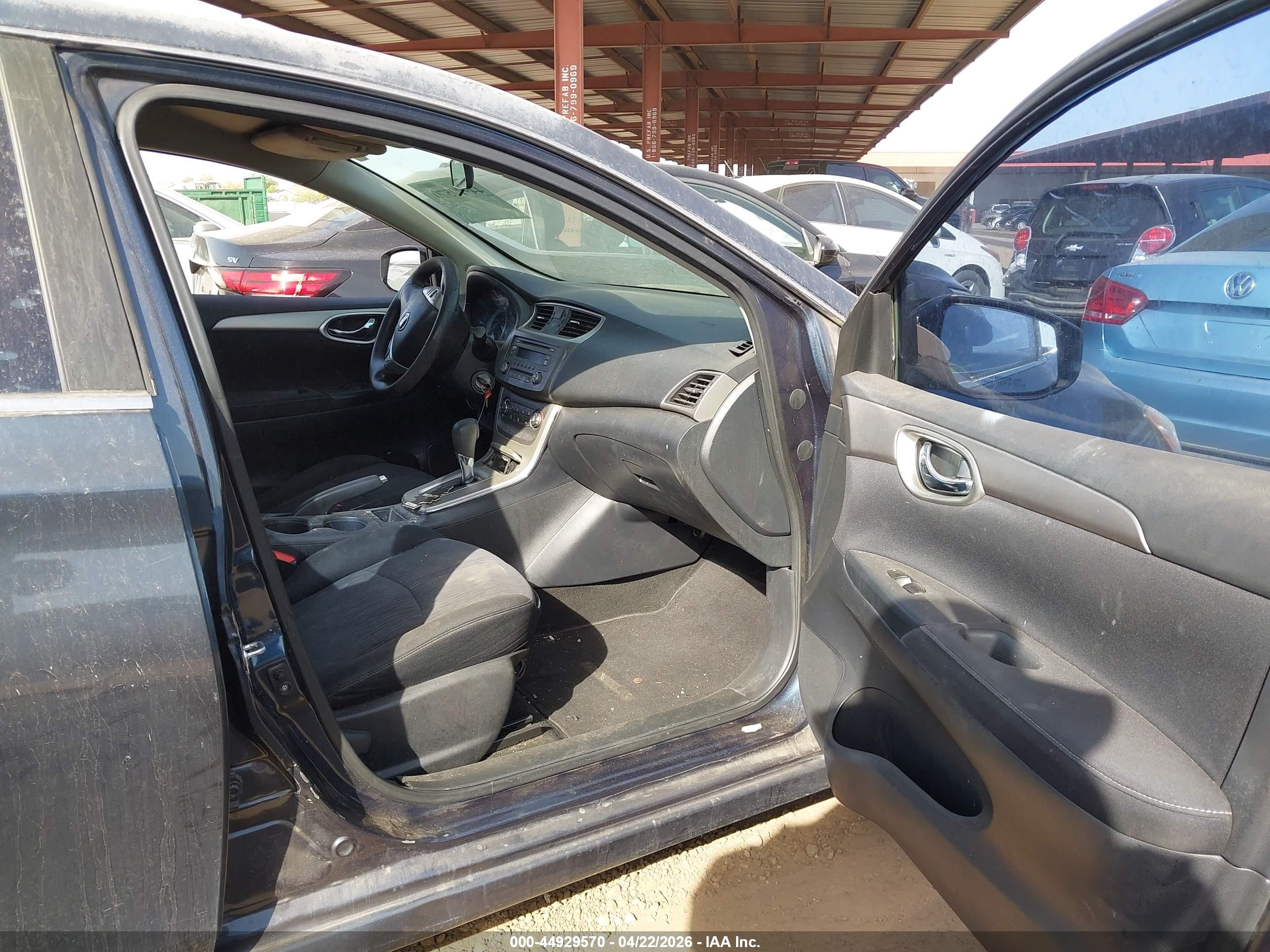 NISSAN SENTRA image 5