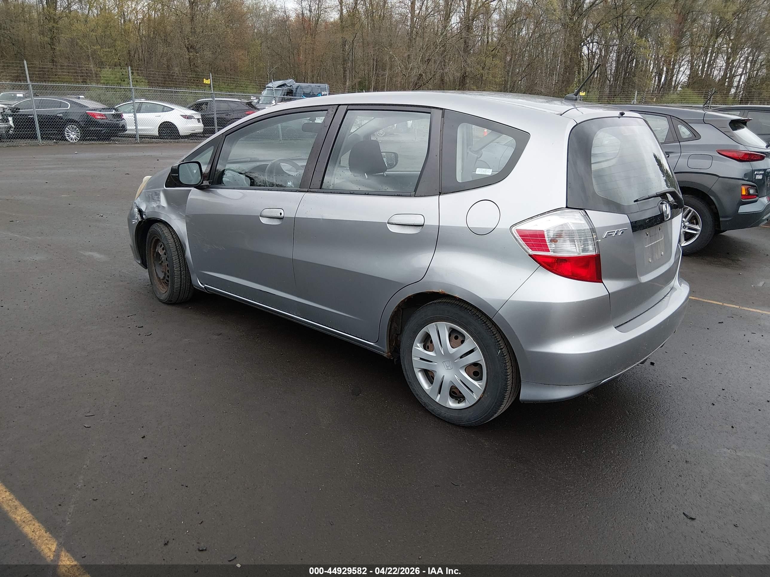 HONDA FIT image 3