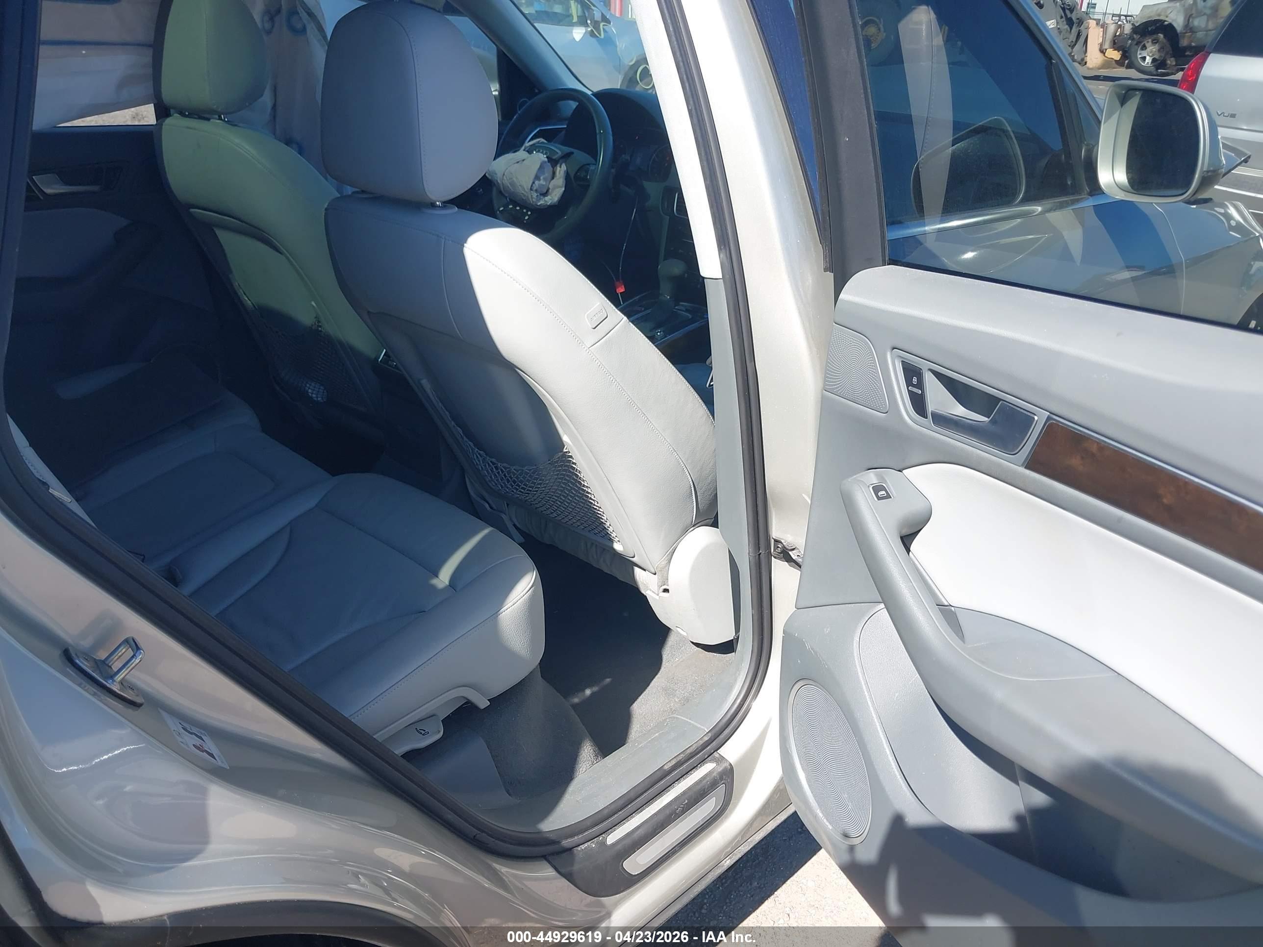 AUDI Q5 image 8