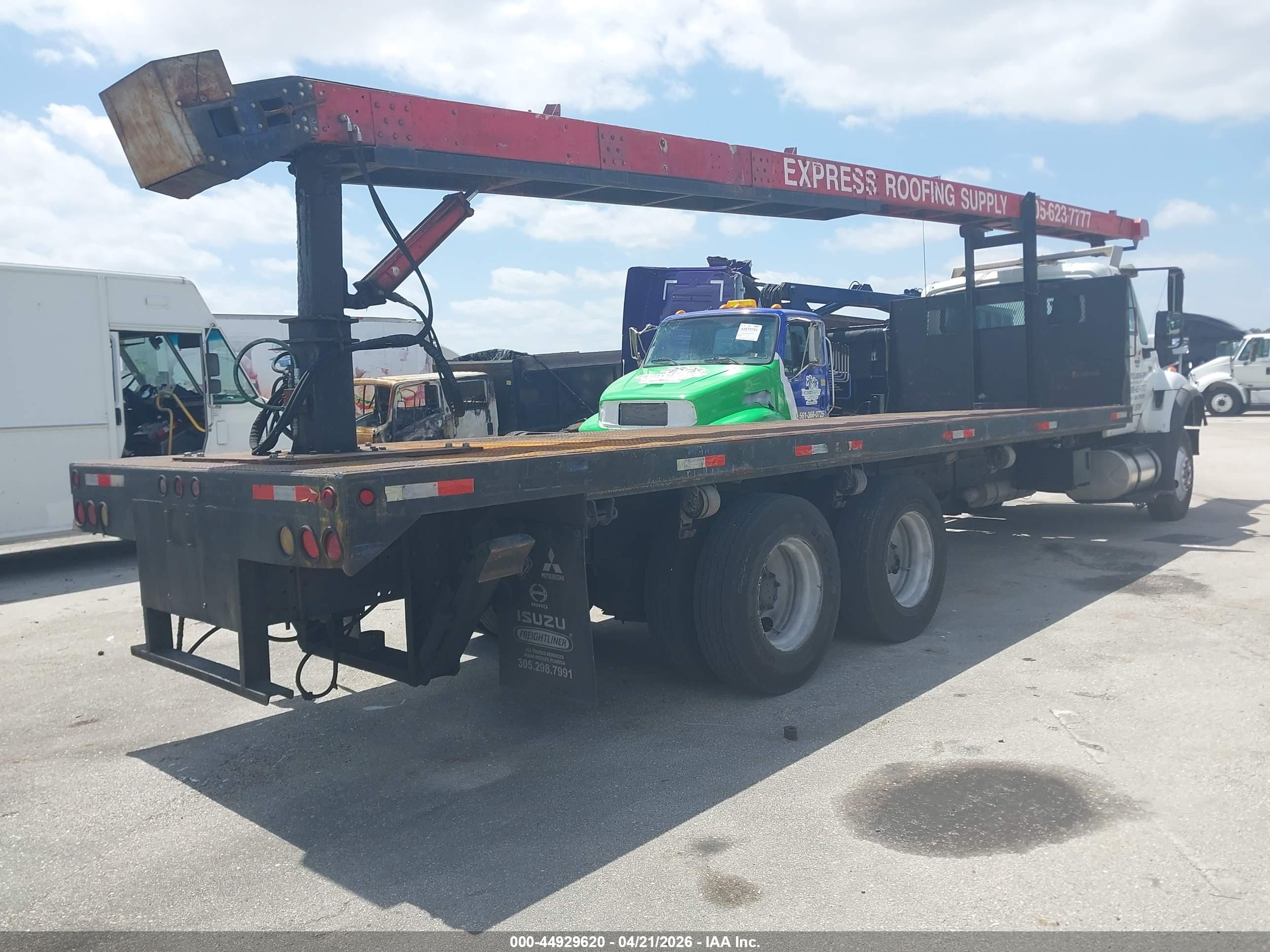 INTERNATIONAL 7000 image 4