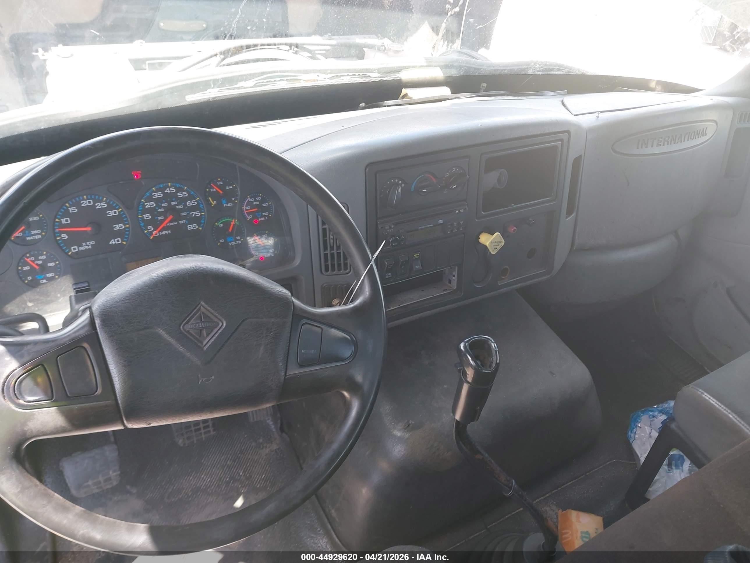 INTERNATIONAL 7000 image 7