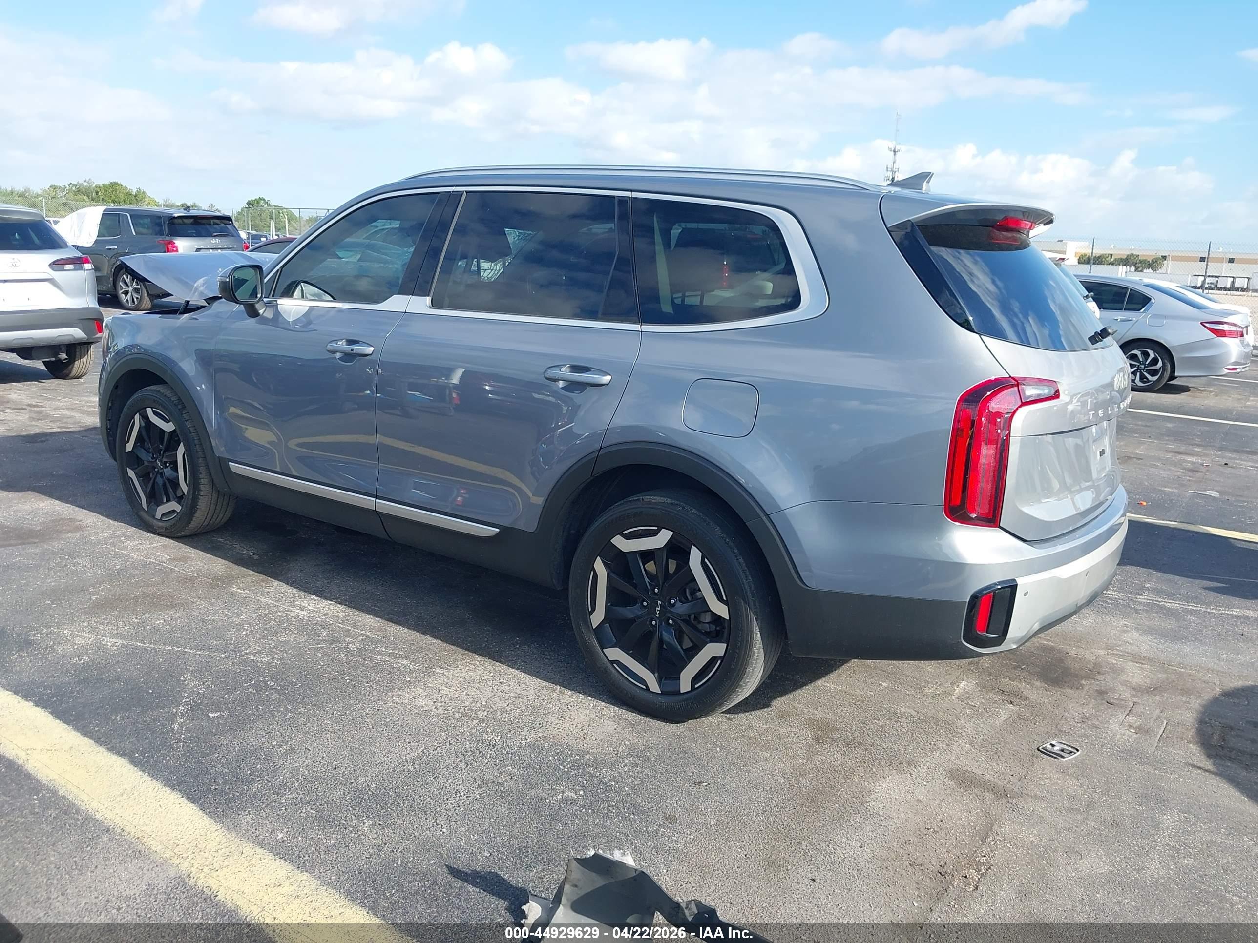 KIA TELLURIDE image 3