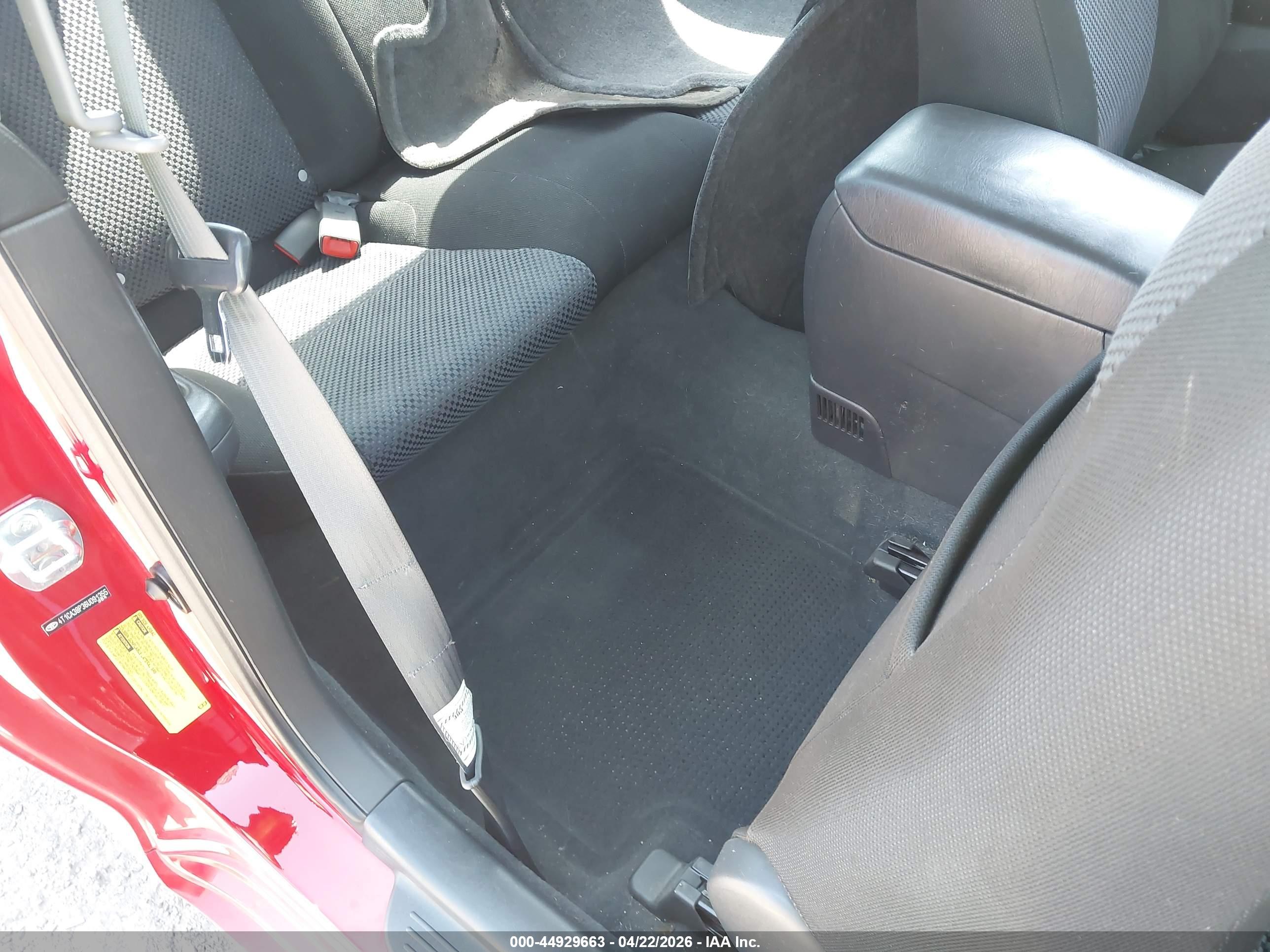 TOYOTA CAMRY image 8