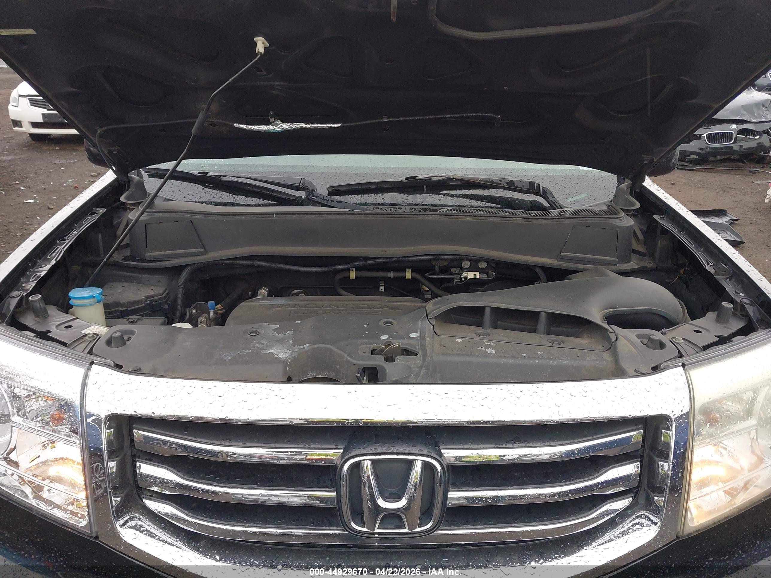 HONDA PILOT image 10