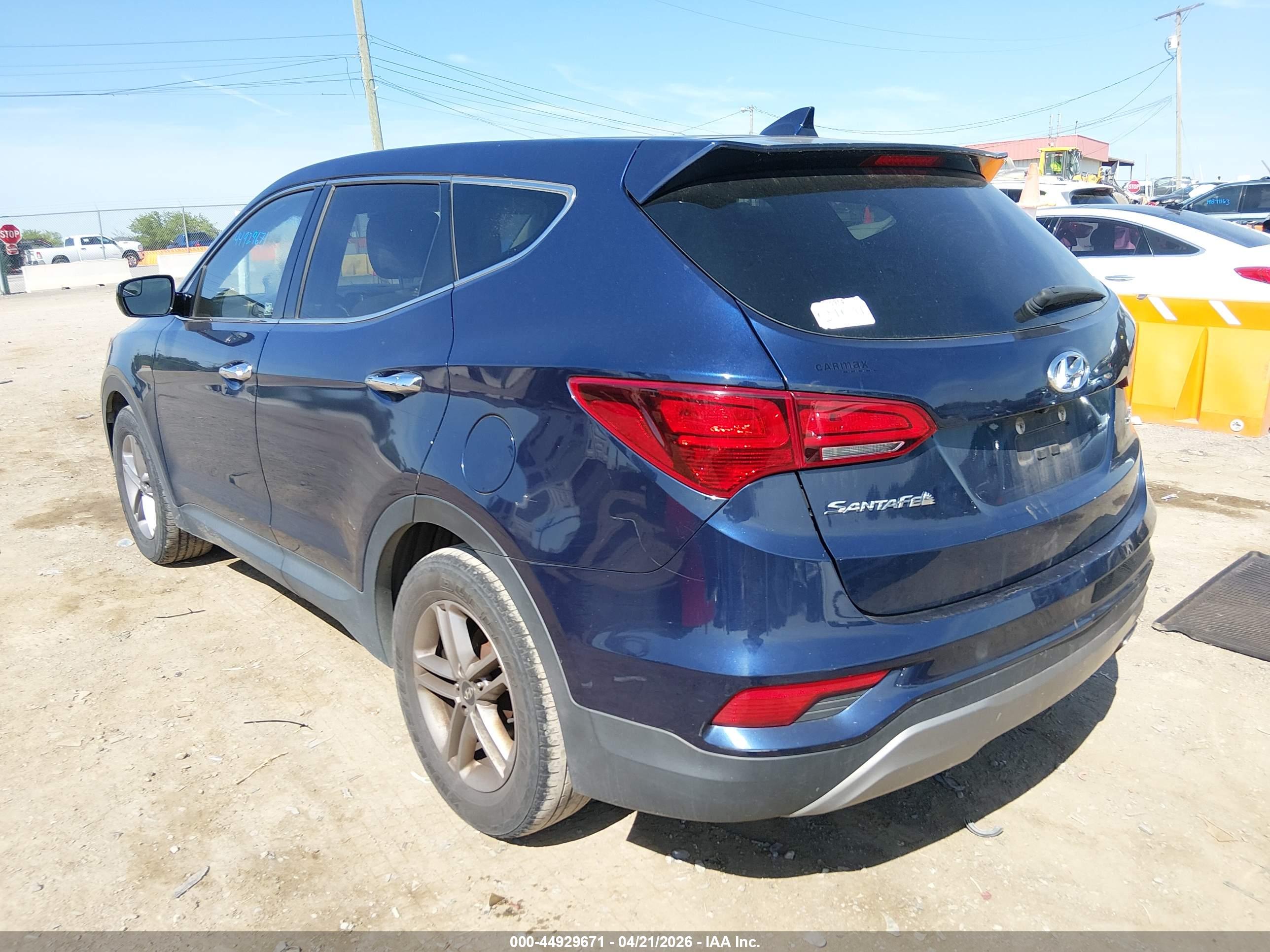 HYUNDAI SANTA image 3