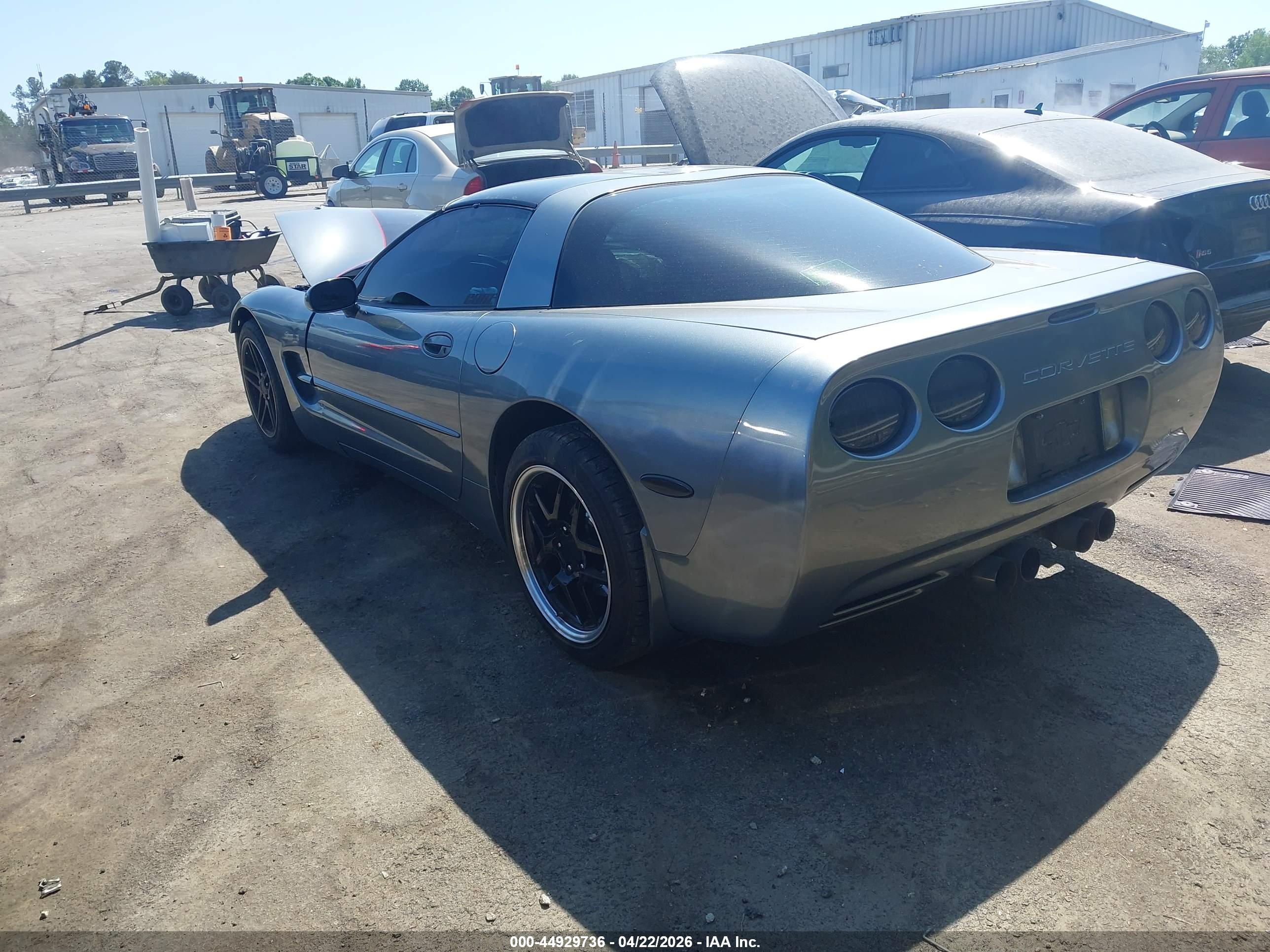 CHEVROLET CORVETTE image 3