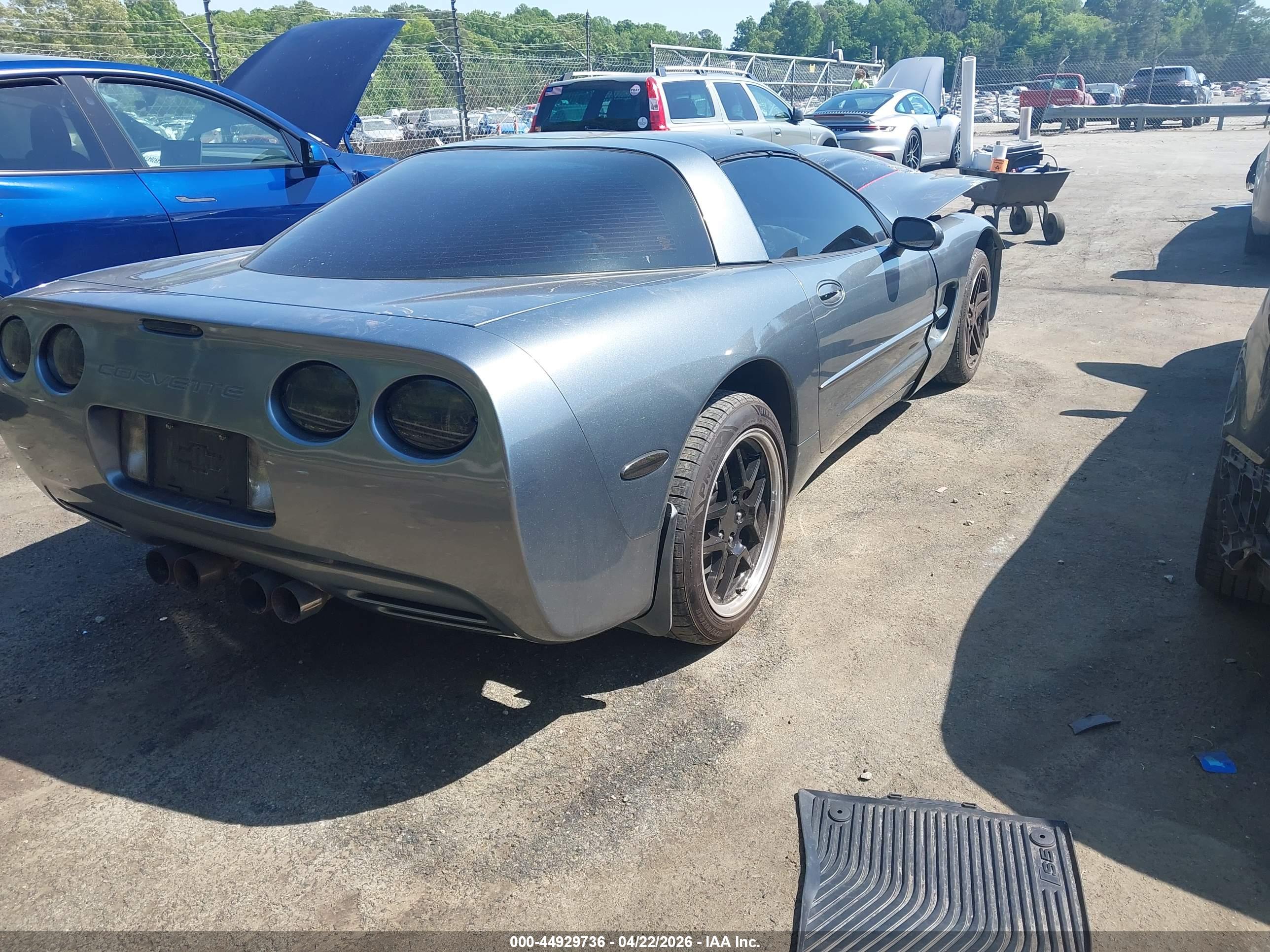 CHEVROLET CORVETTE image 4