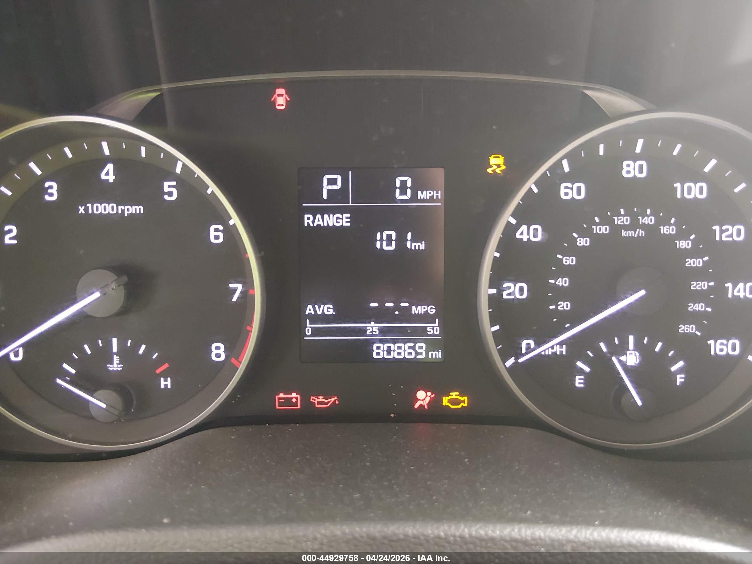 HYUNDAI ELANTRA image 7