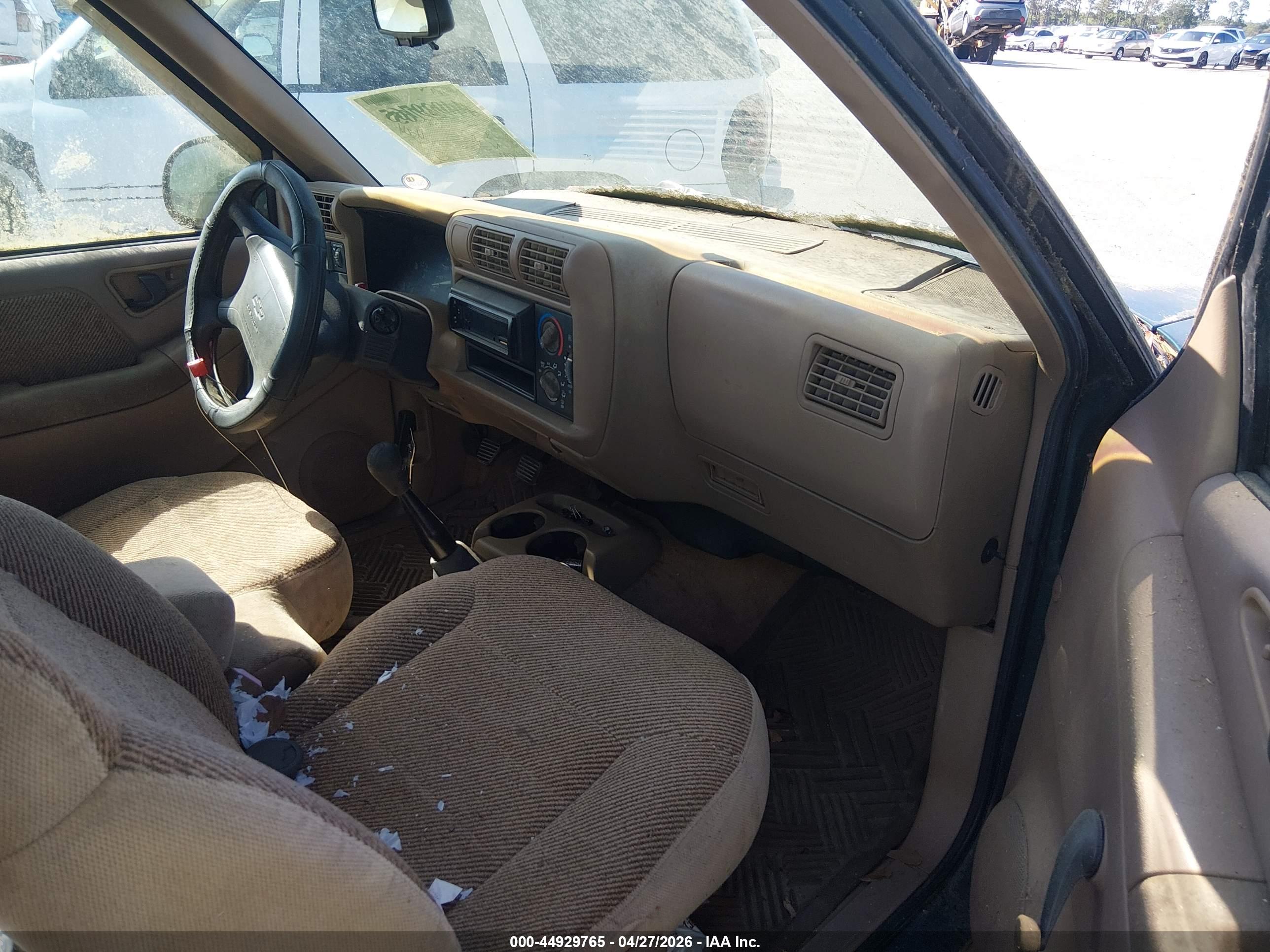 CHEVROLET S image 5