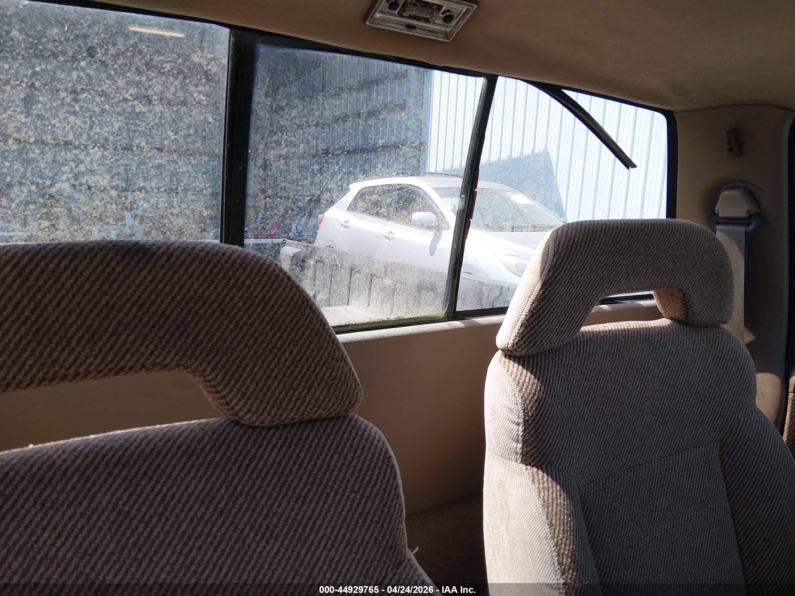 CHEVROLET S image 8