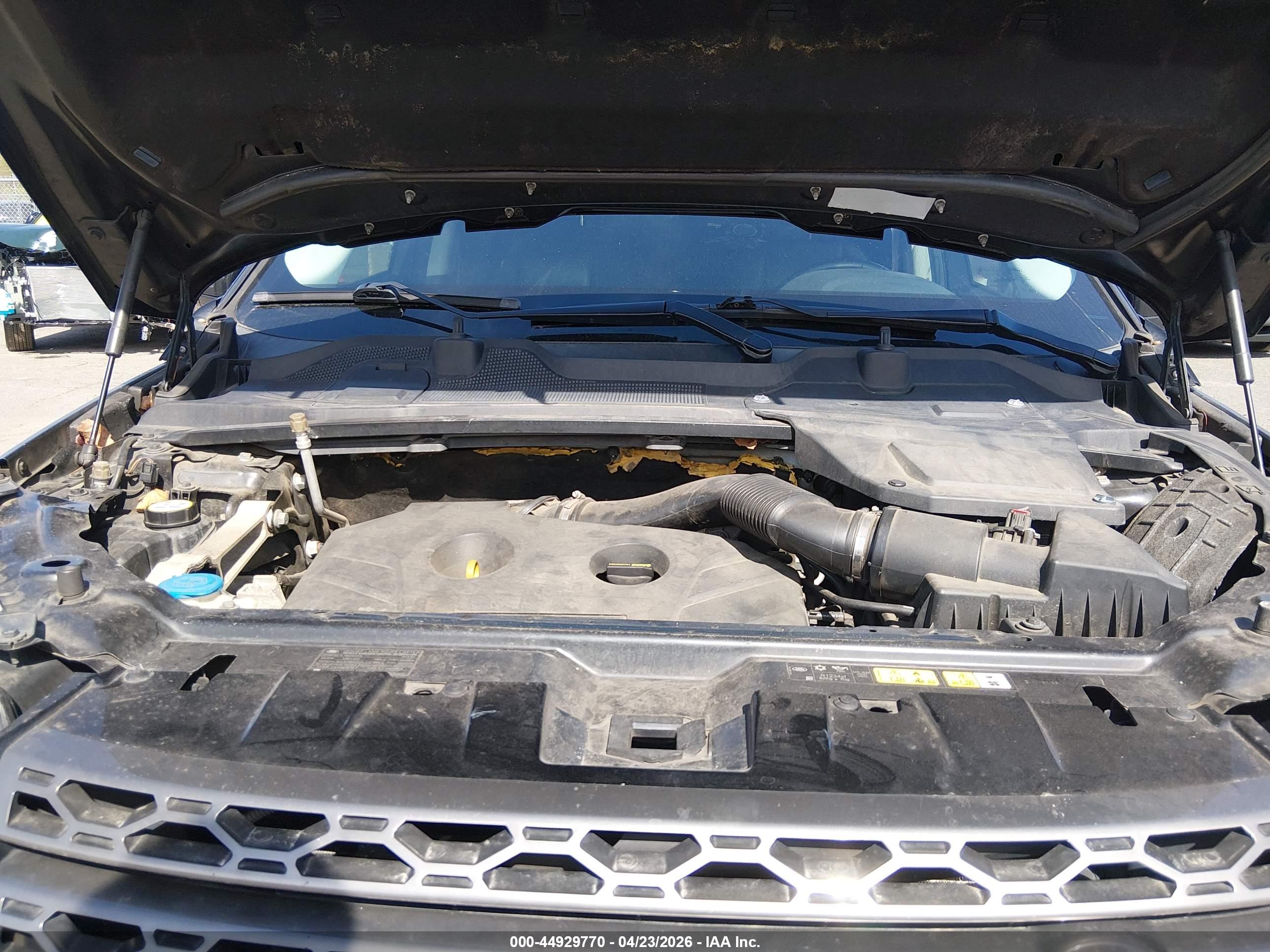 LAND ROVER image 10