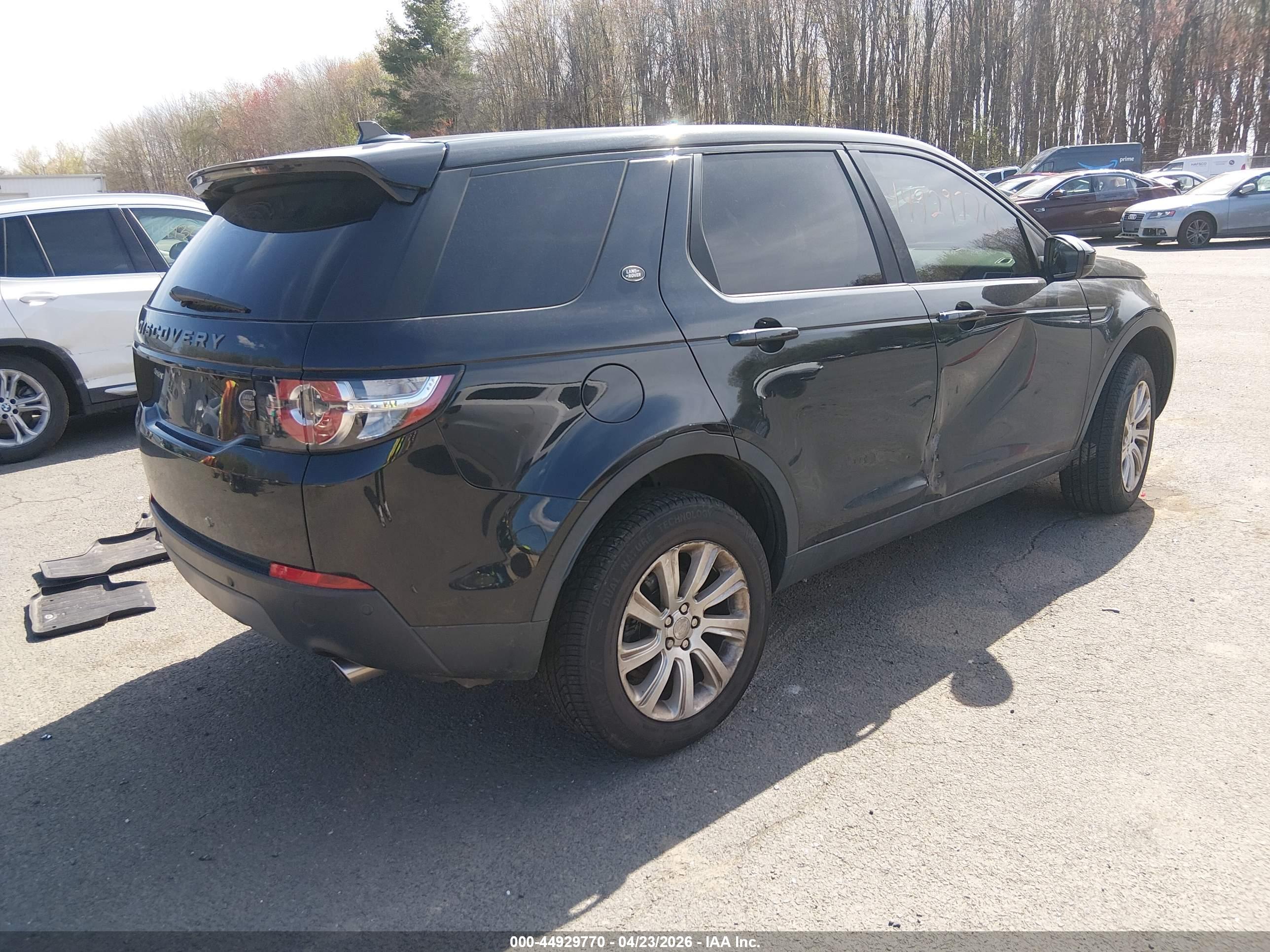LAND ROVER image 4