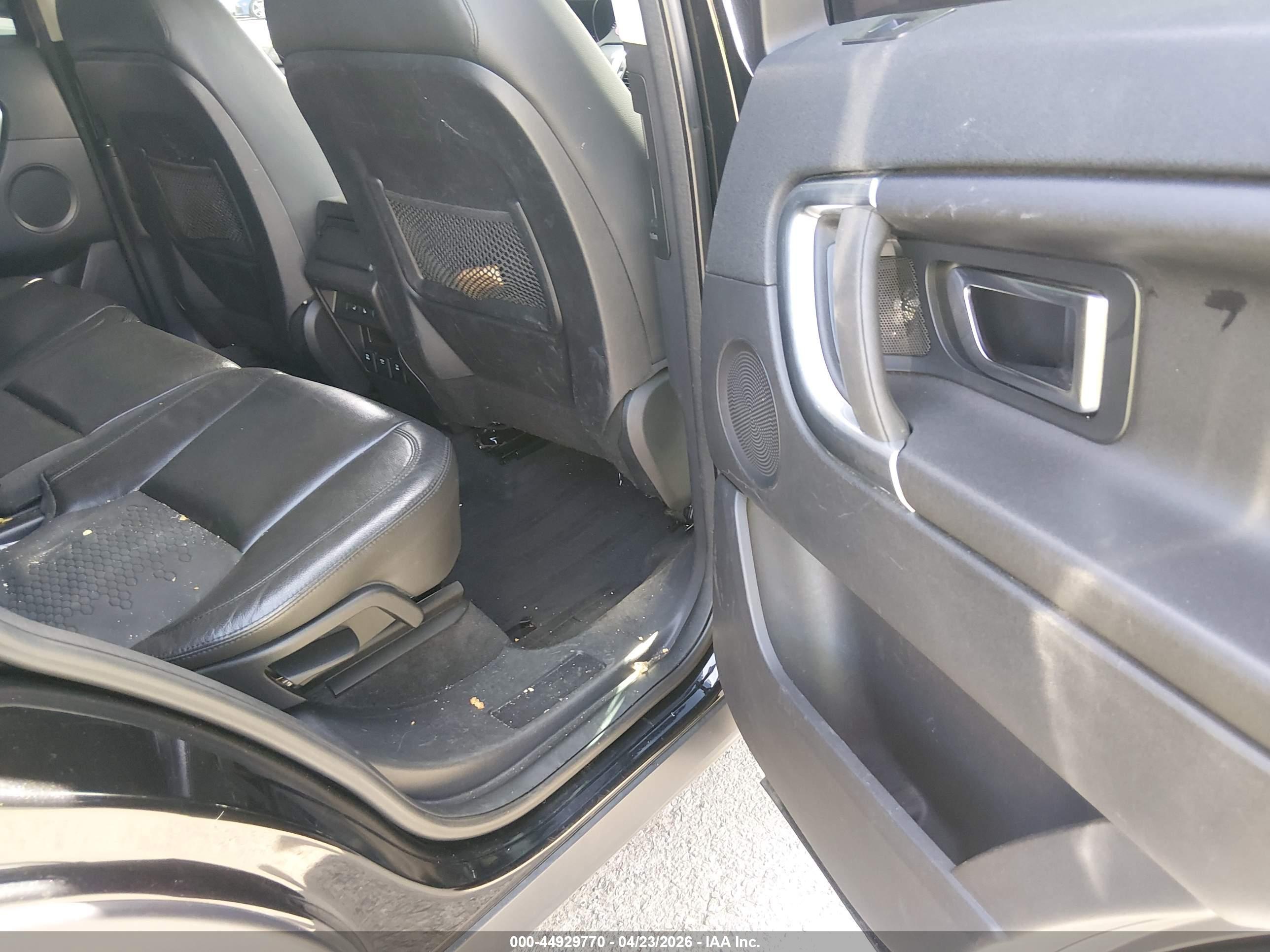 LAND ROVER image 8