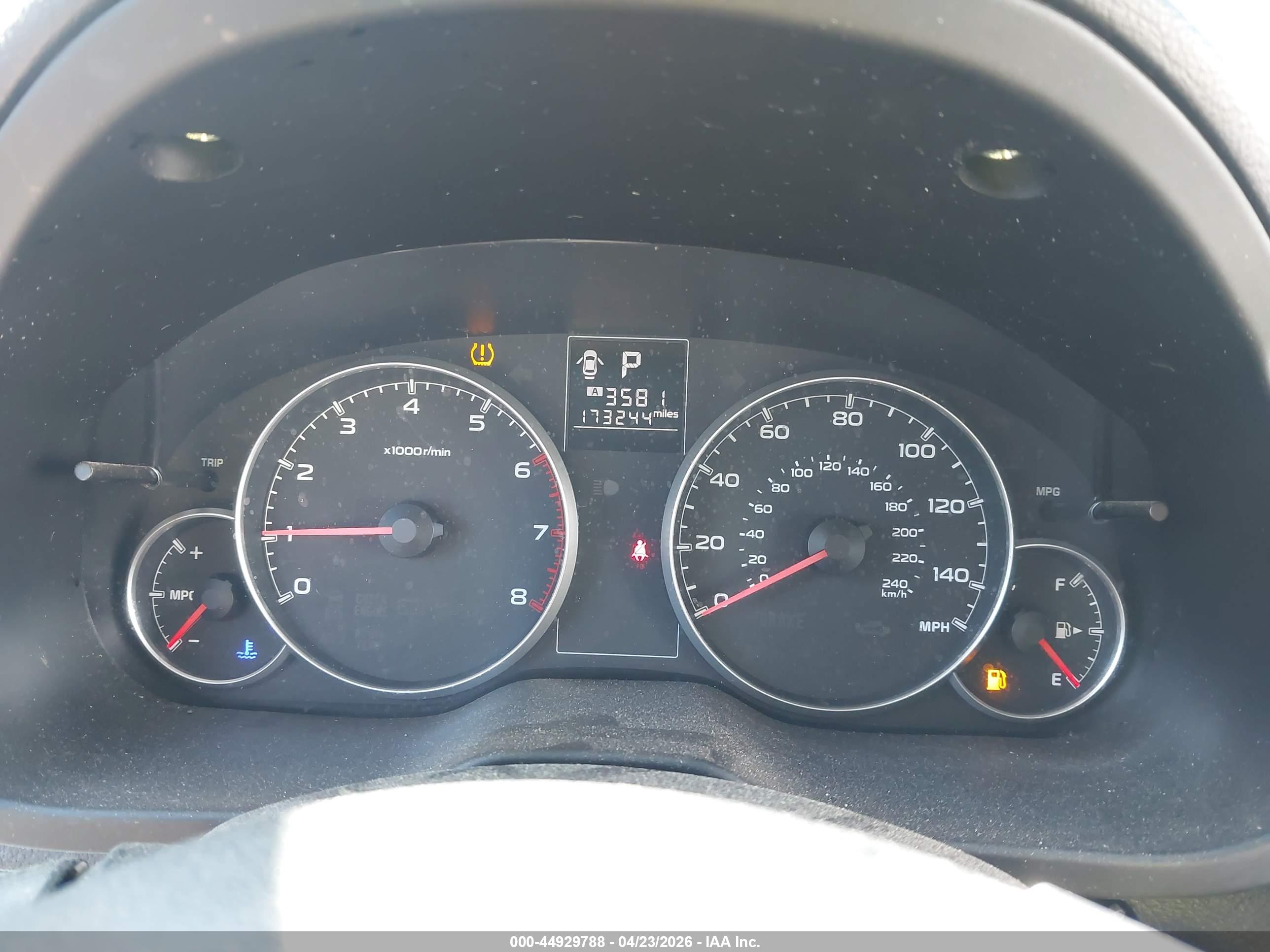 SUBARU LEGACY image 7