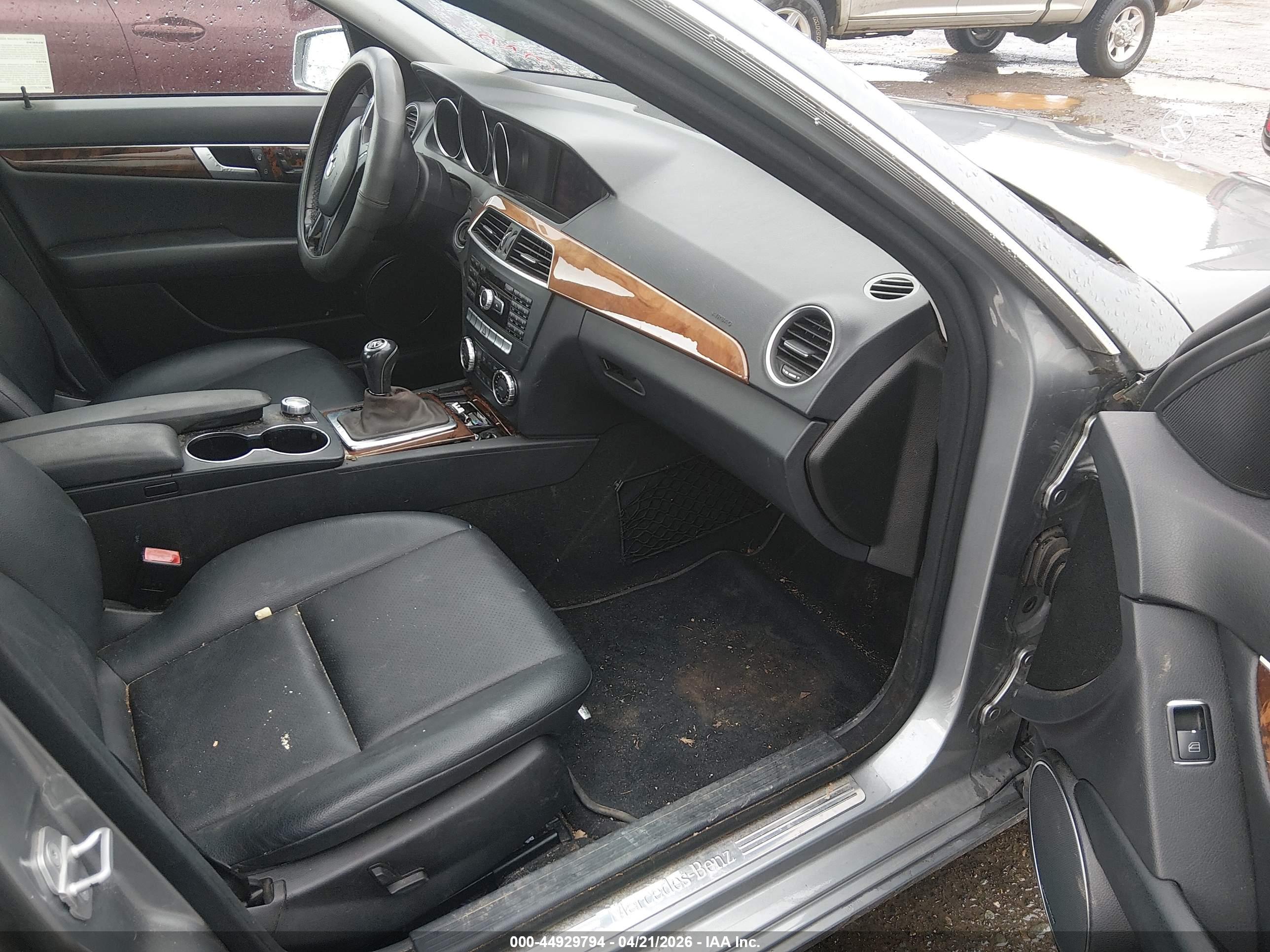 MERCEDES-BENZ C image 5