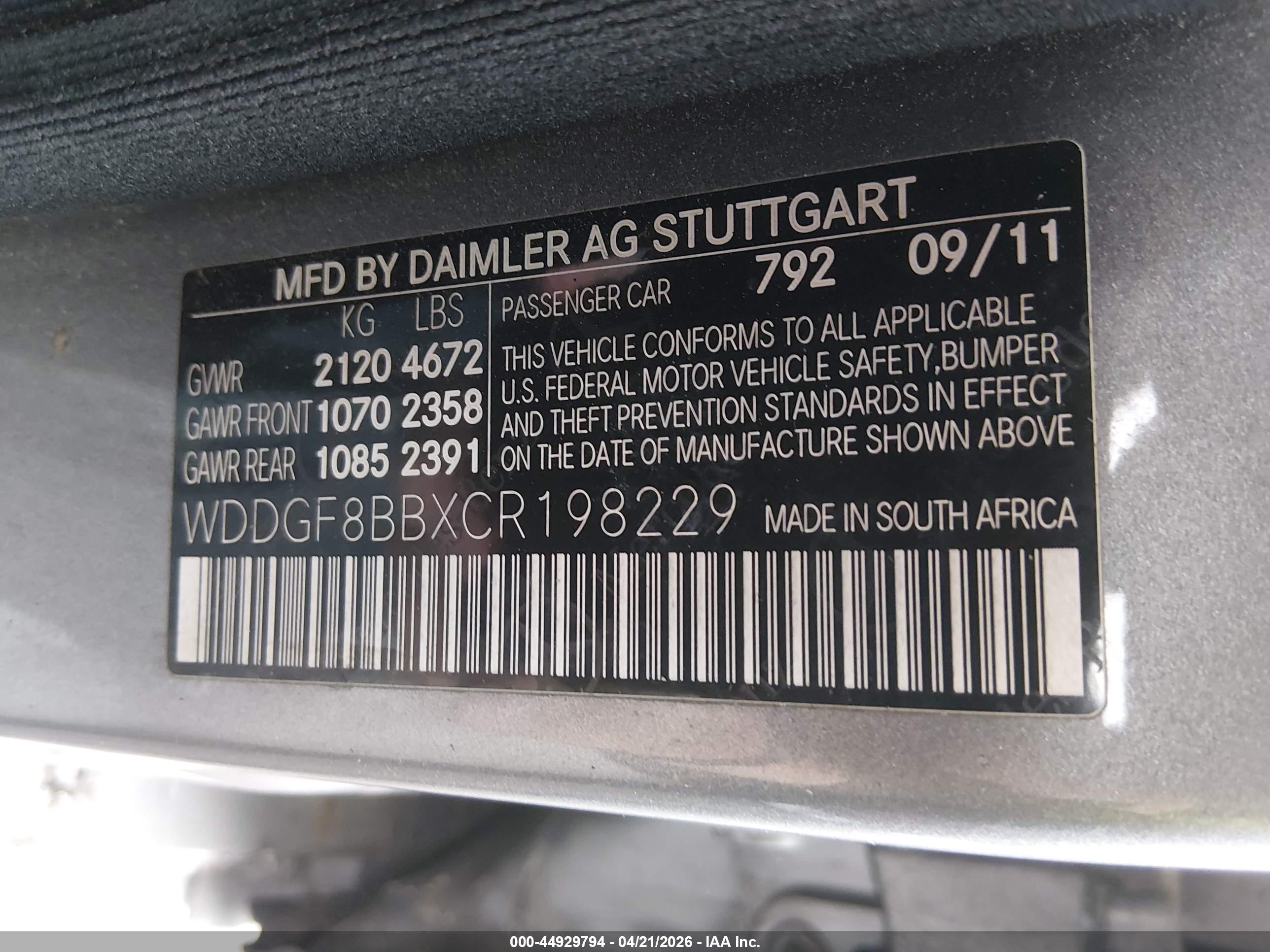 MERCEDES-BENZ C image 9