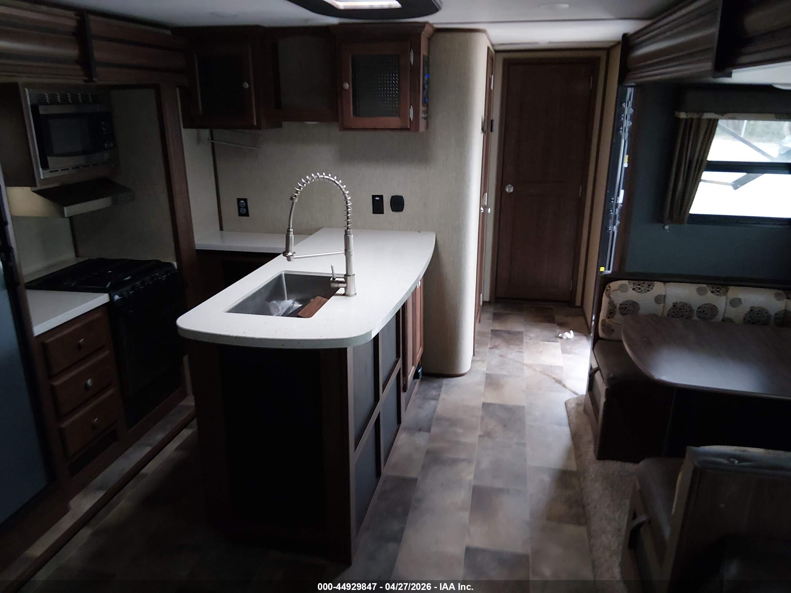 KEYSTONE RV image 5