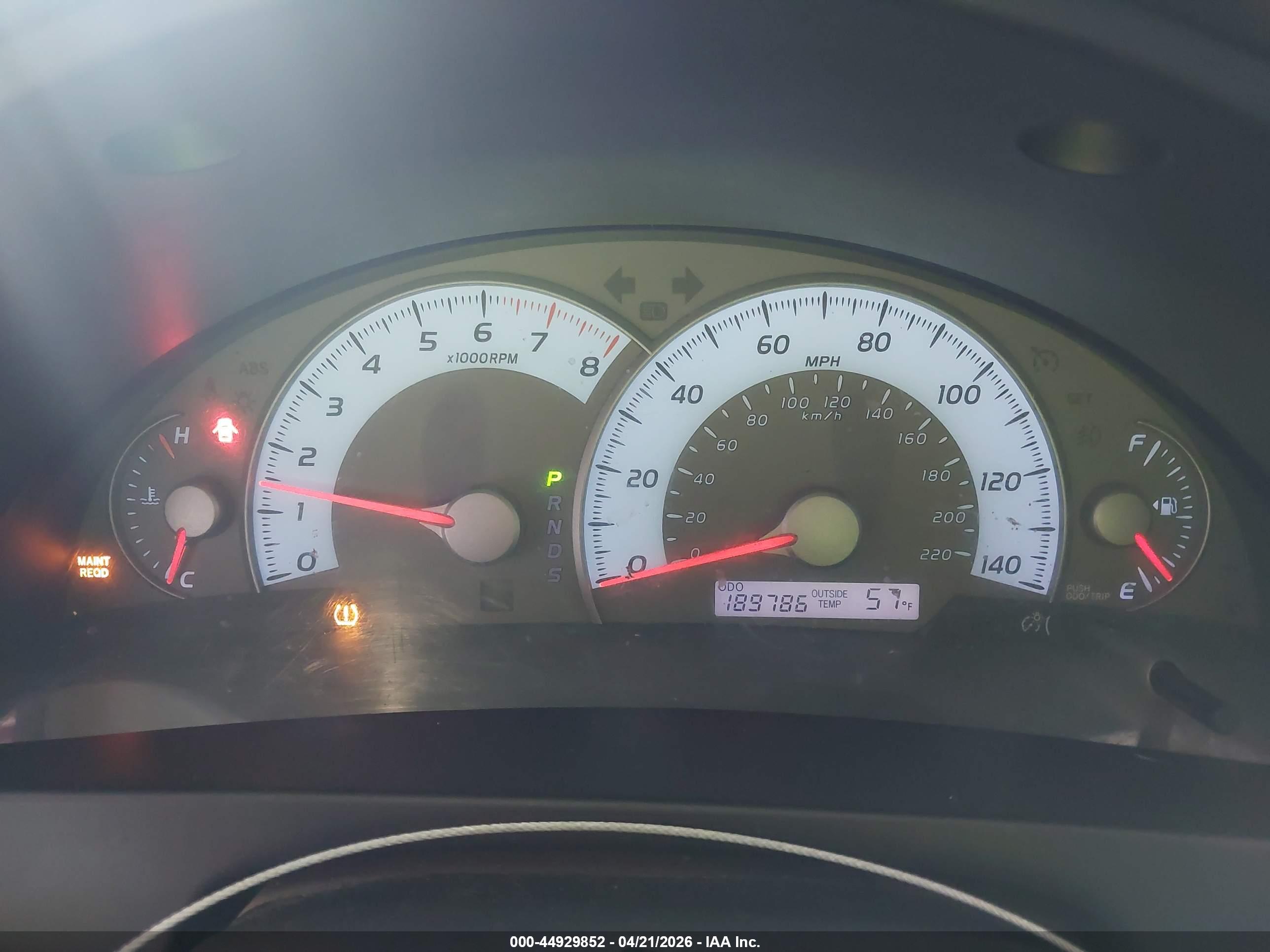 TOYOTA CAMRY image 7