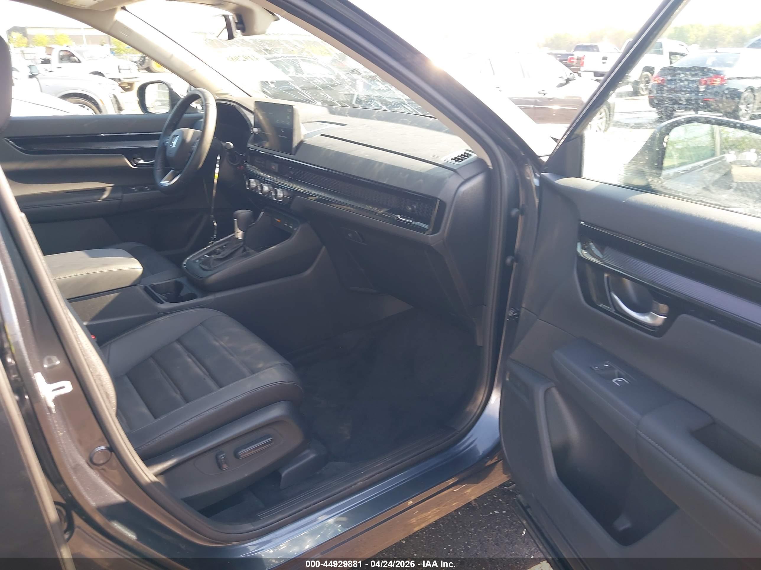 HONDA CR-V image 5