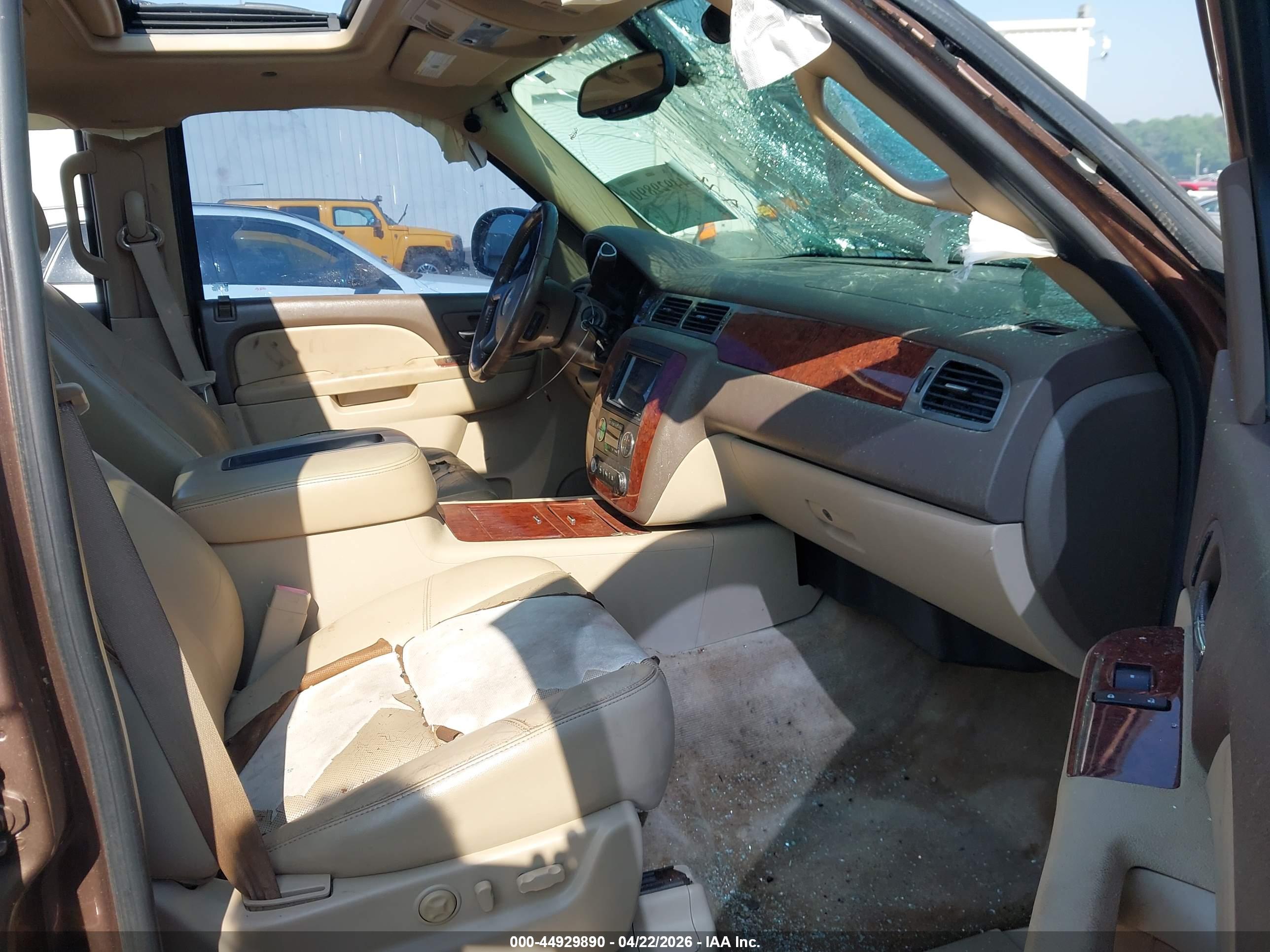 CHEVROLET AVALANCHE image 5