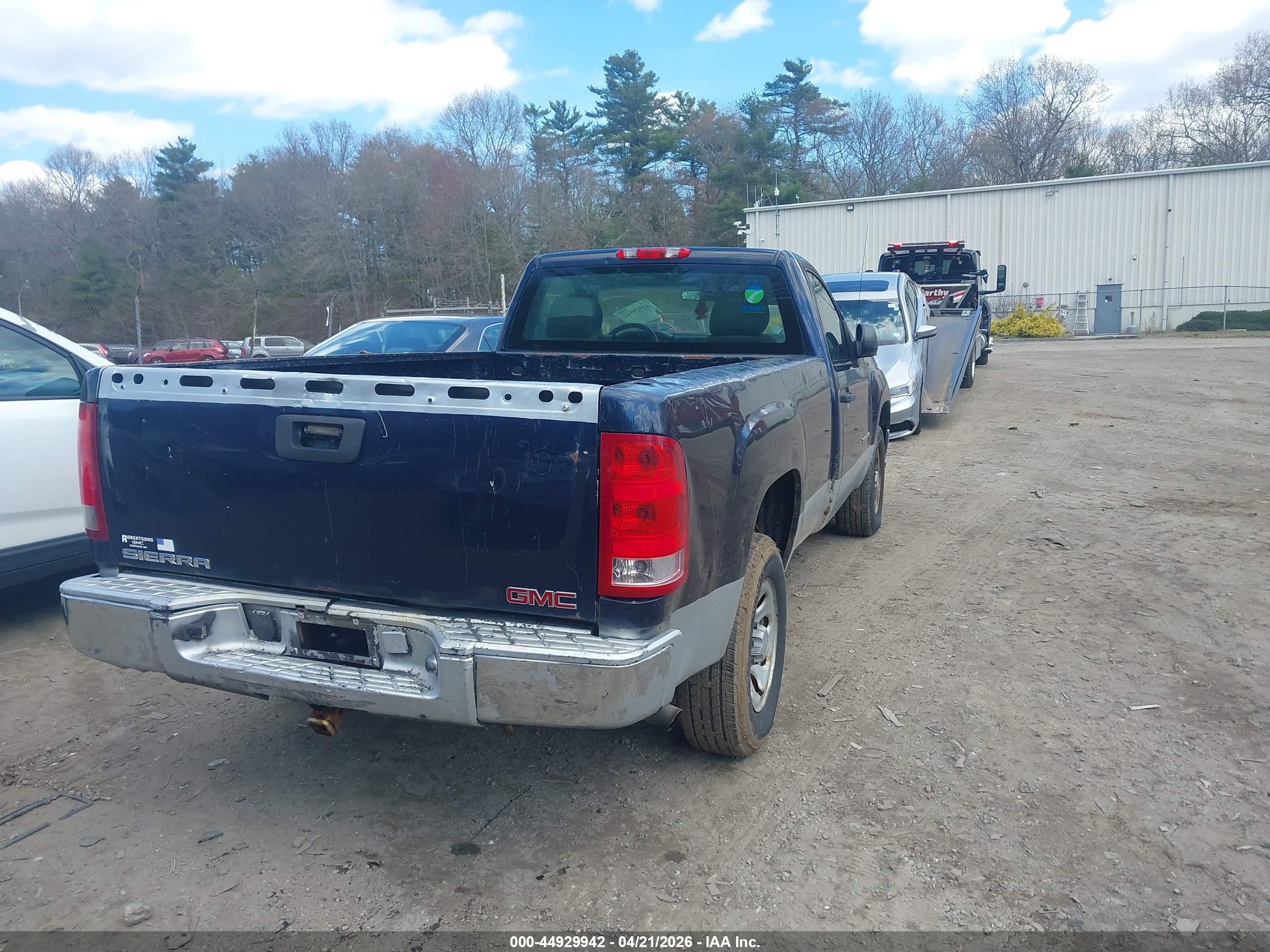 GMC SIERRA image 4
