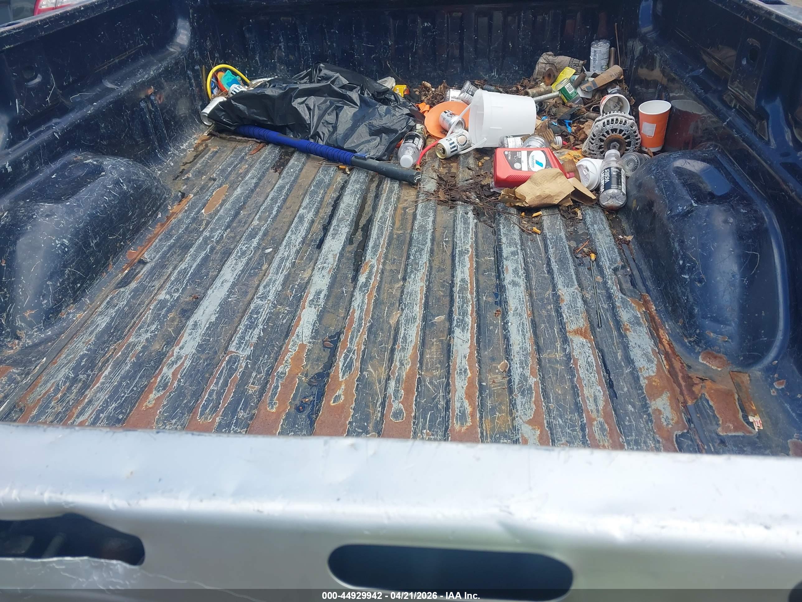 GMC SIERRA image 8
