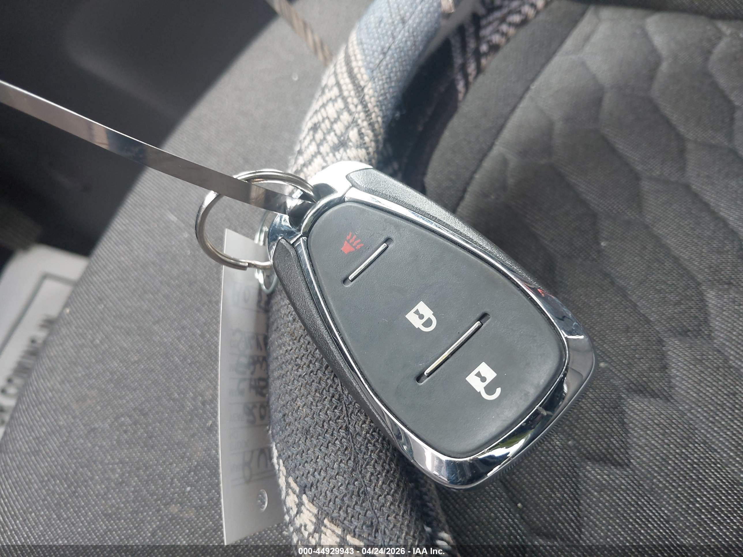 CHEVROLET EQUINOX image 11