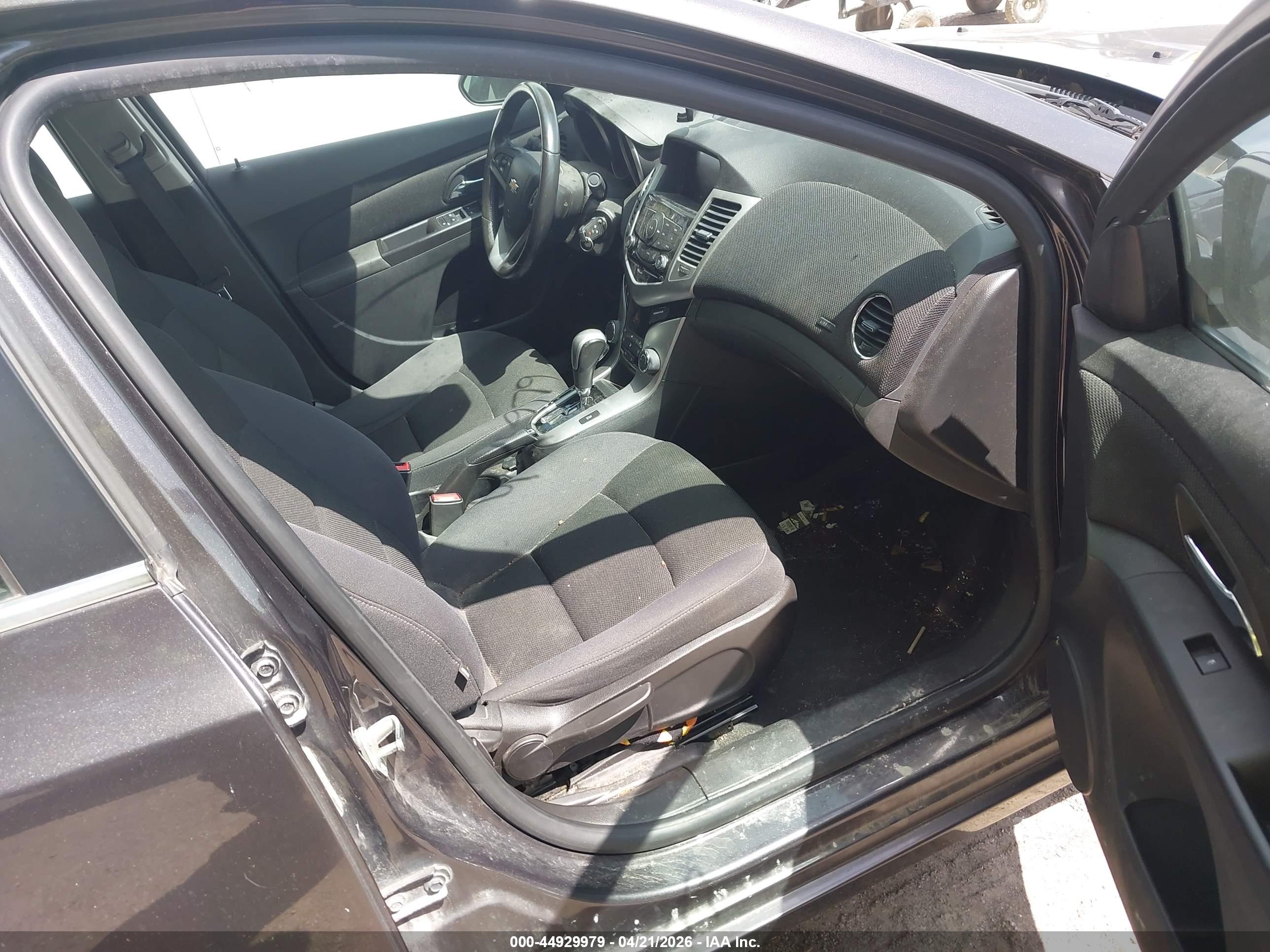 CHEVROLET CRUZE image 5