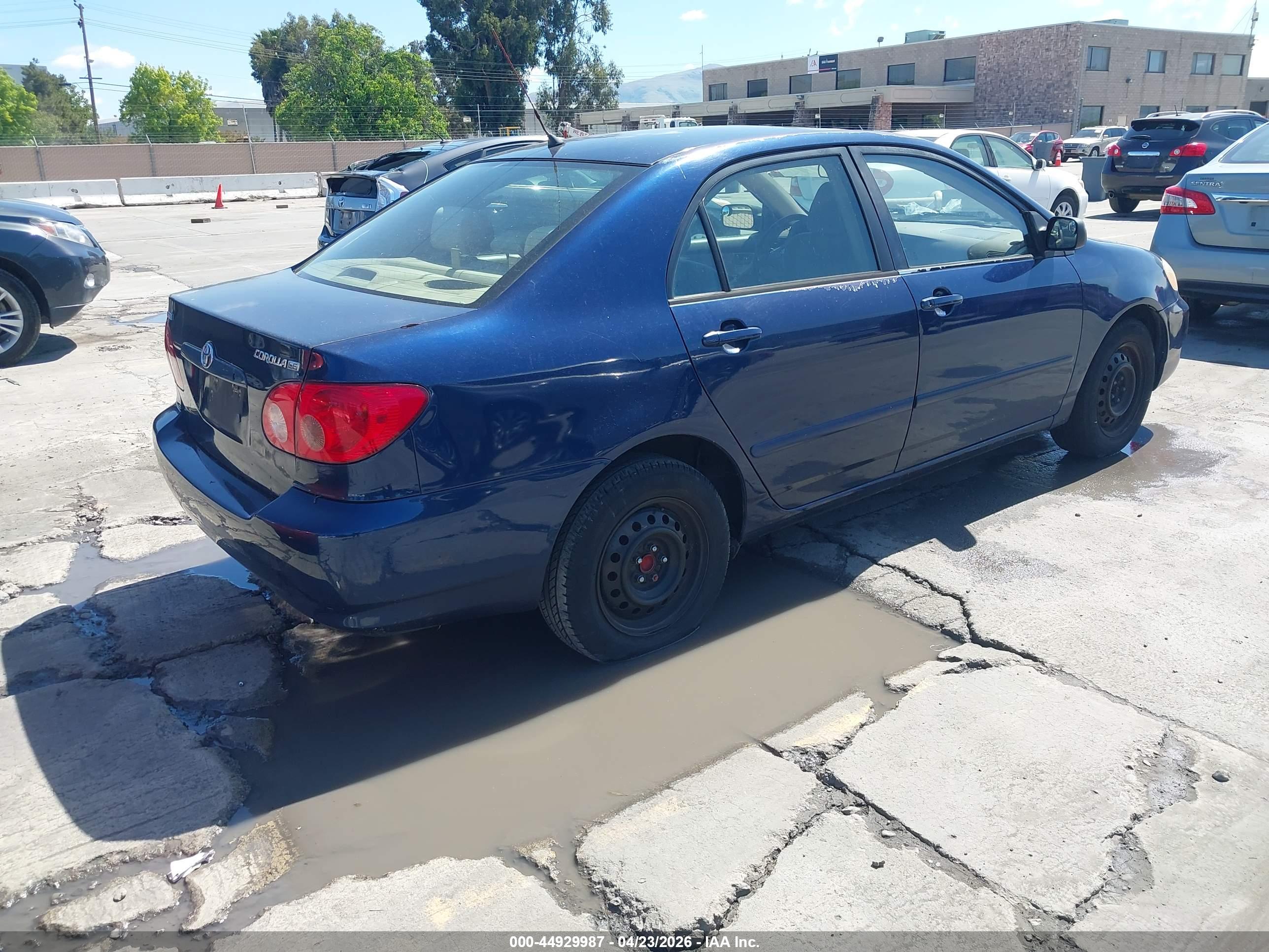 TOYOTA COROLLA image 4