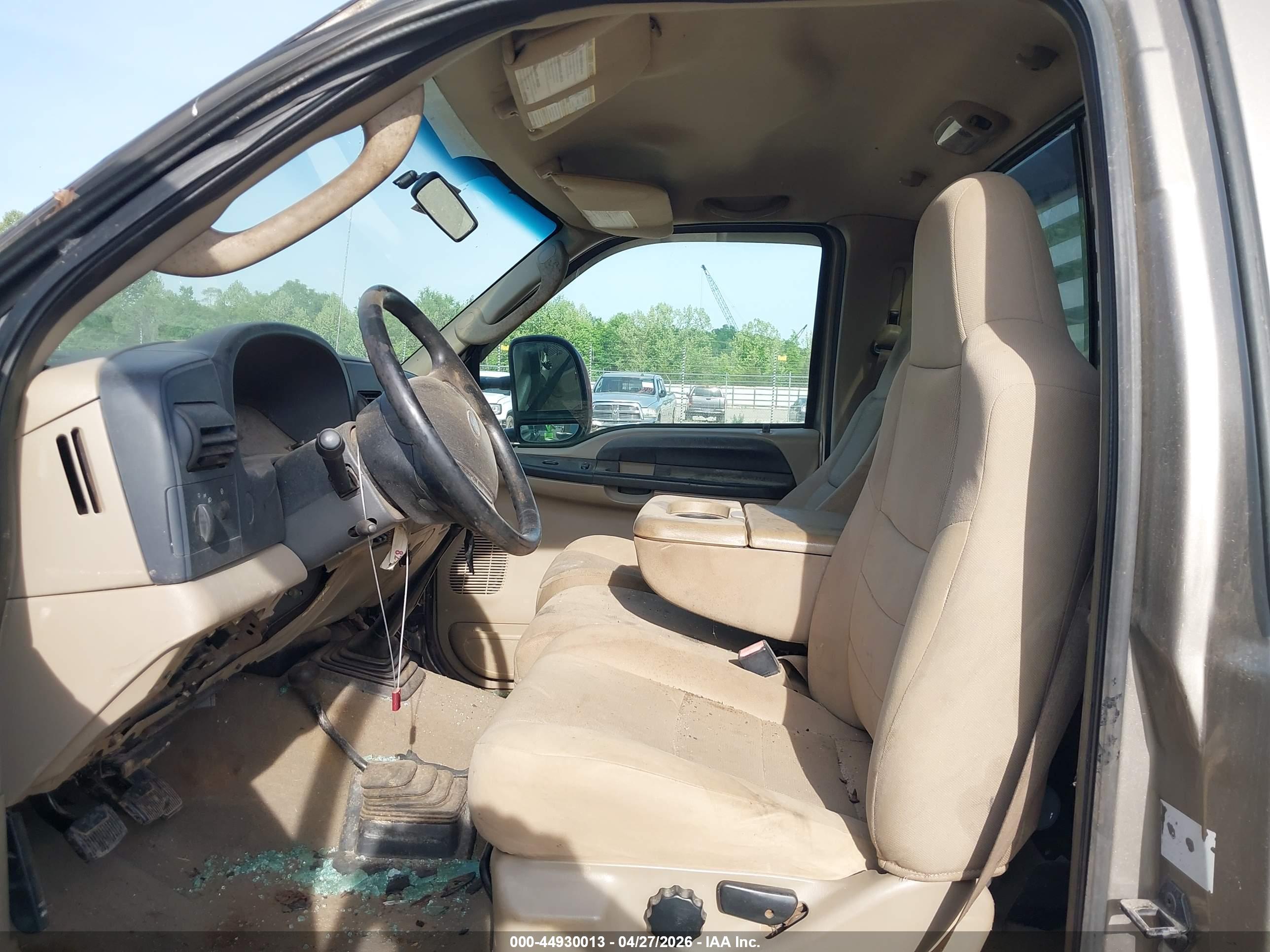 FORD F-350 image 8