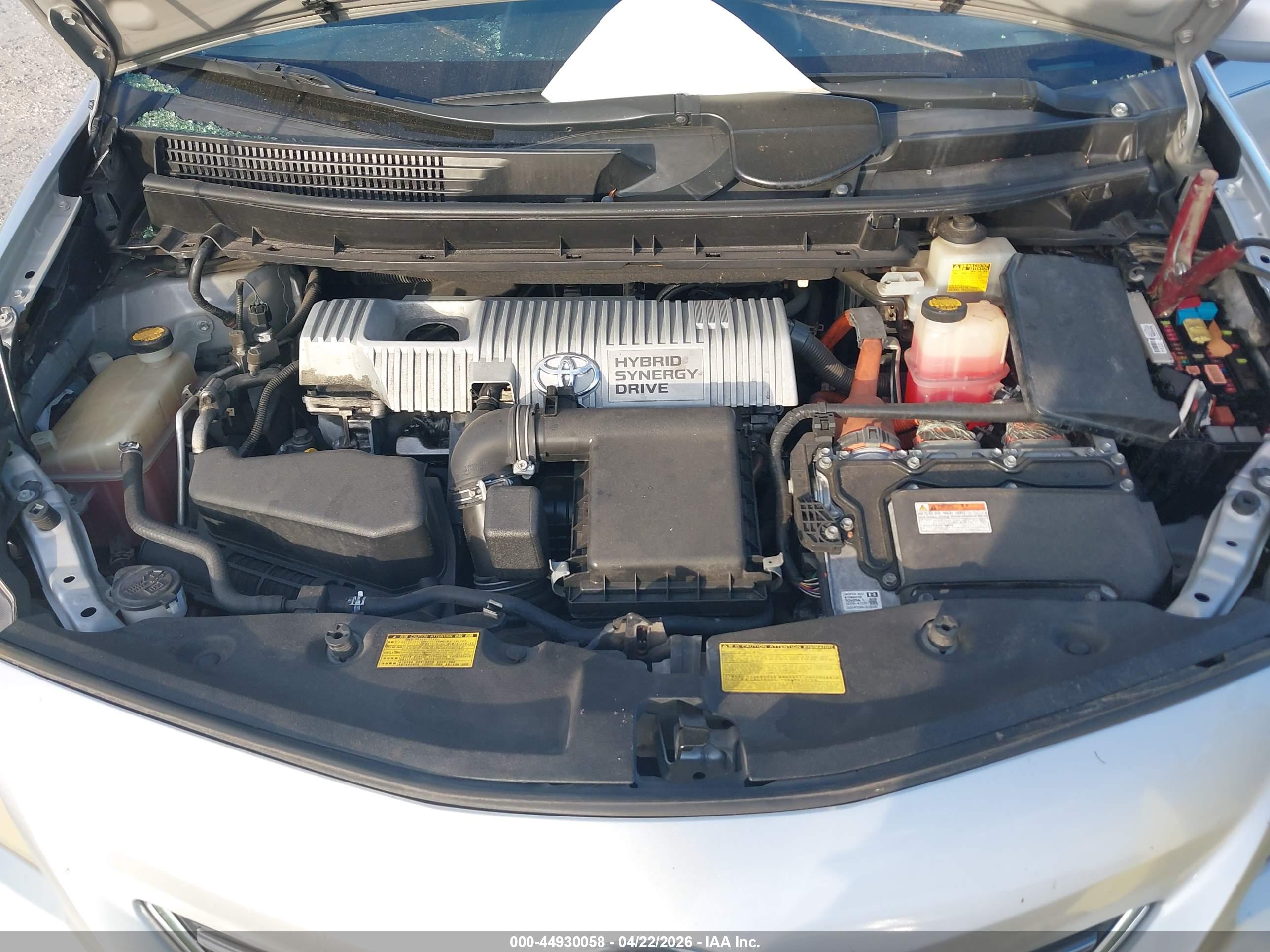 TOYOTA PRIUS image 10