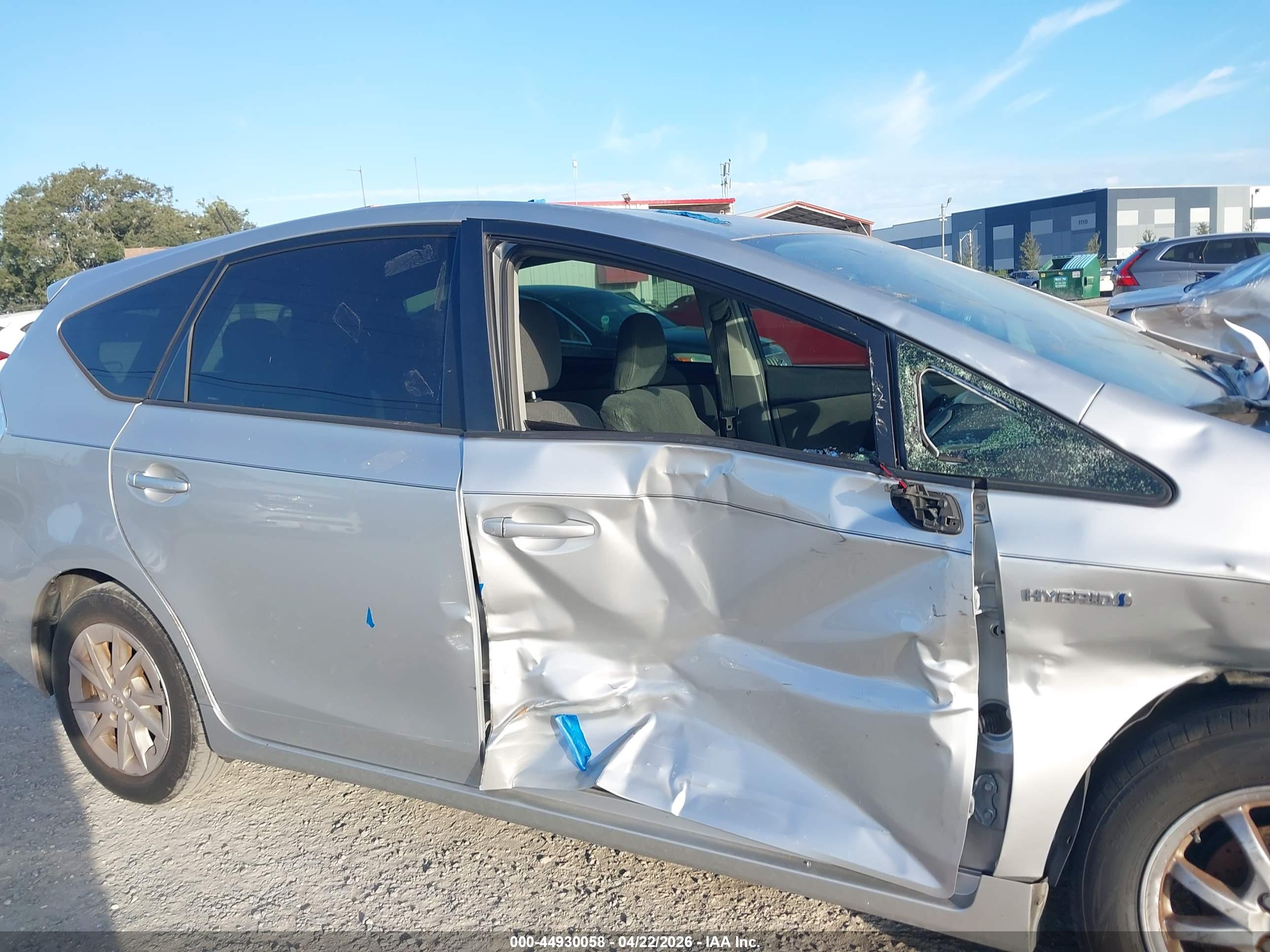 TOYOTA PRIUS image 6
