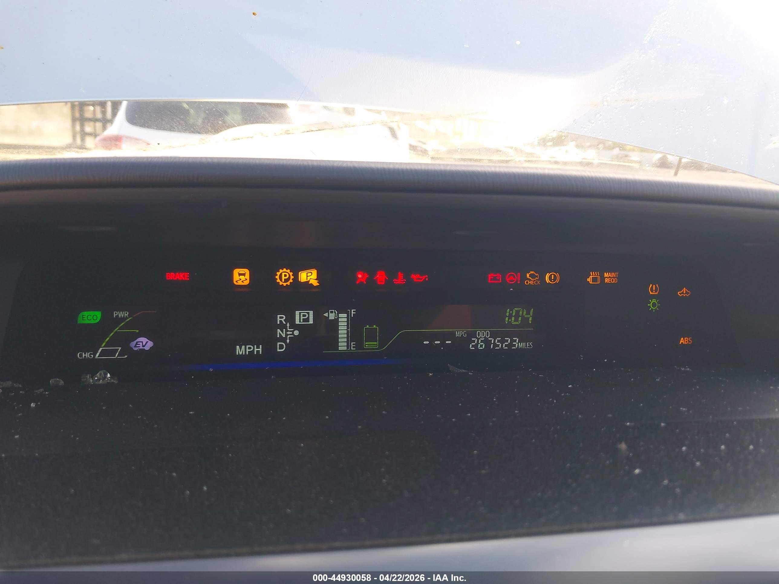 TOYOTA PRIUS image 7