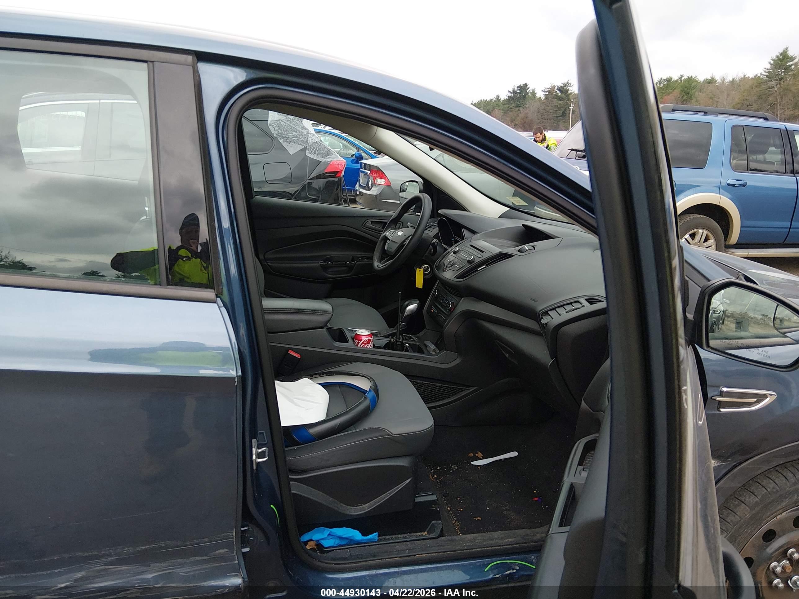 FORD ESCAPE image 5